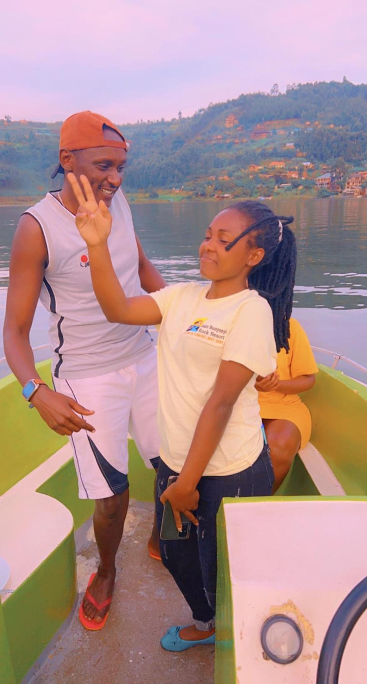 Lake Bunyonyi Rock Resort