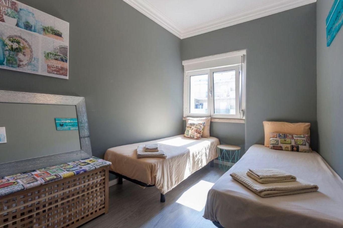 2-bedroom flat in Moscavide near FIL and Arena