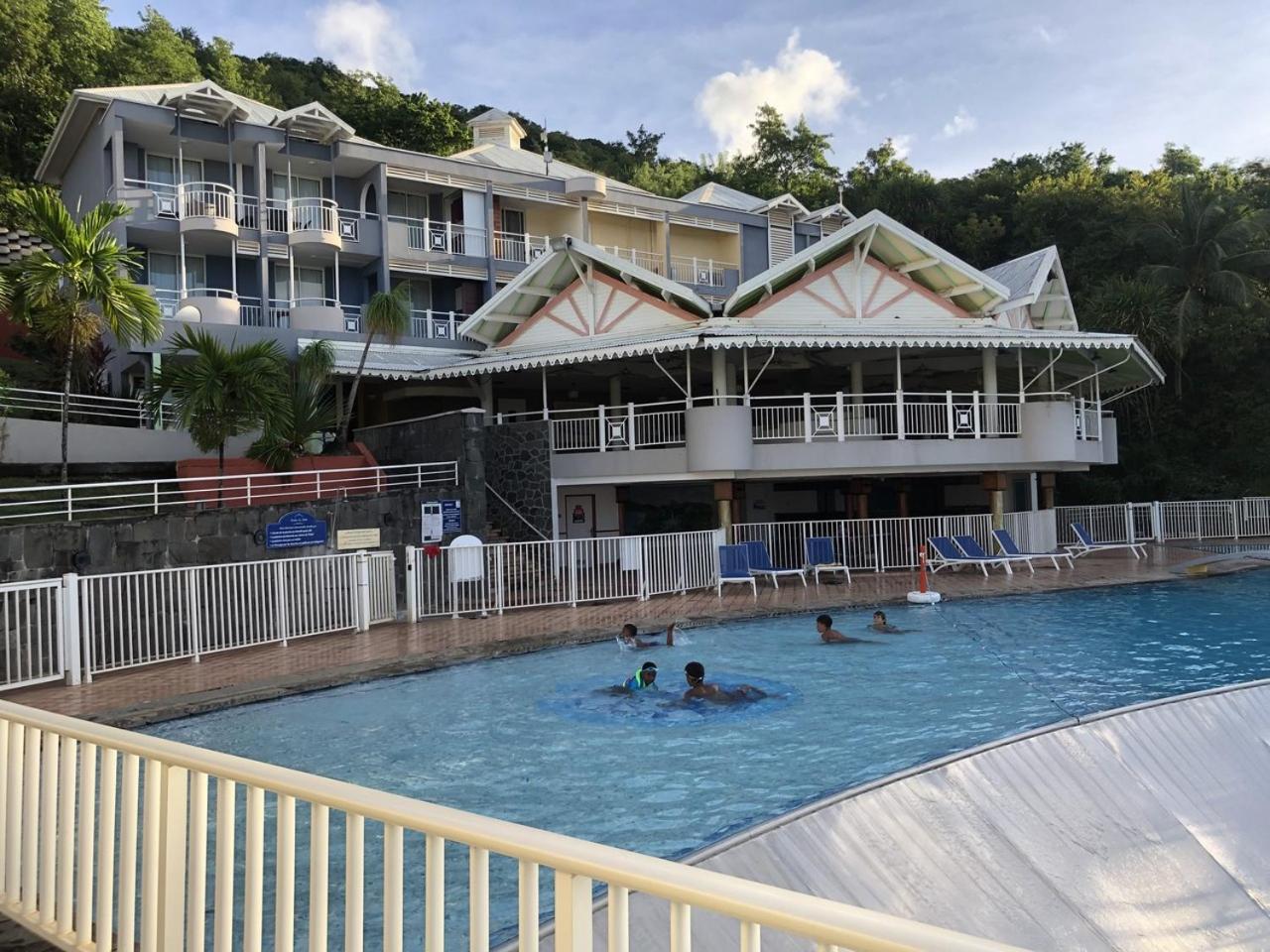 Studio Harmonie Vue panoramique-Location saisonnière-10mn du tombolo-100m de la plage-Restaurants à proximité Randonnée-Surf-Plage