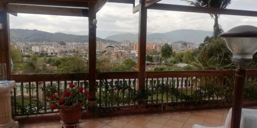 La Loma Del Sol