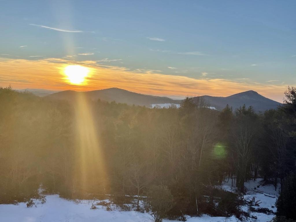 168 Secluded Acres Trails, Winery 5BR view 3