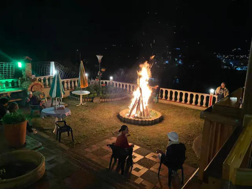 La Loma Del Sol