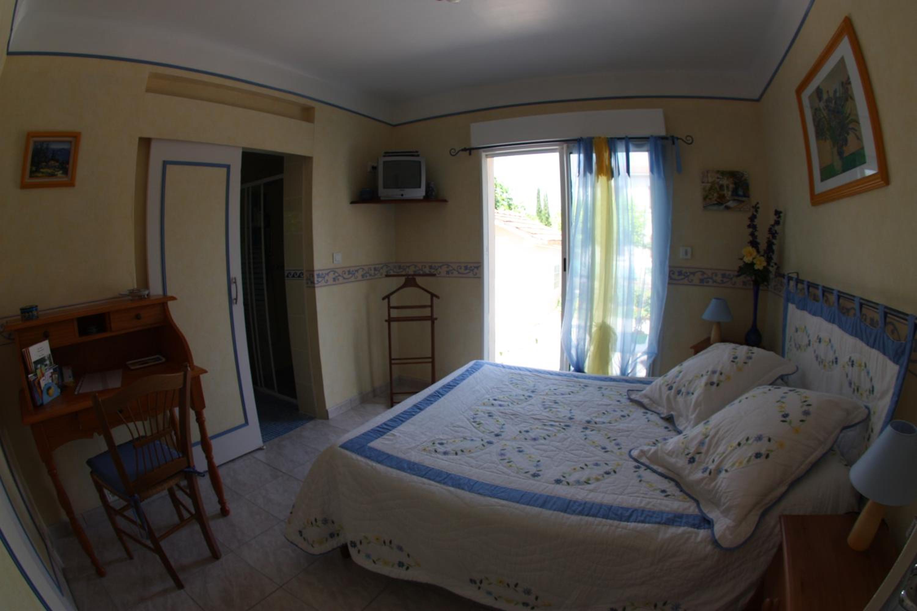 Photo 25