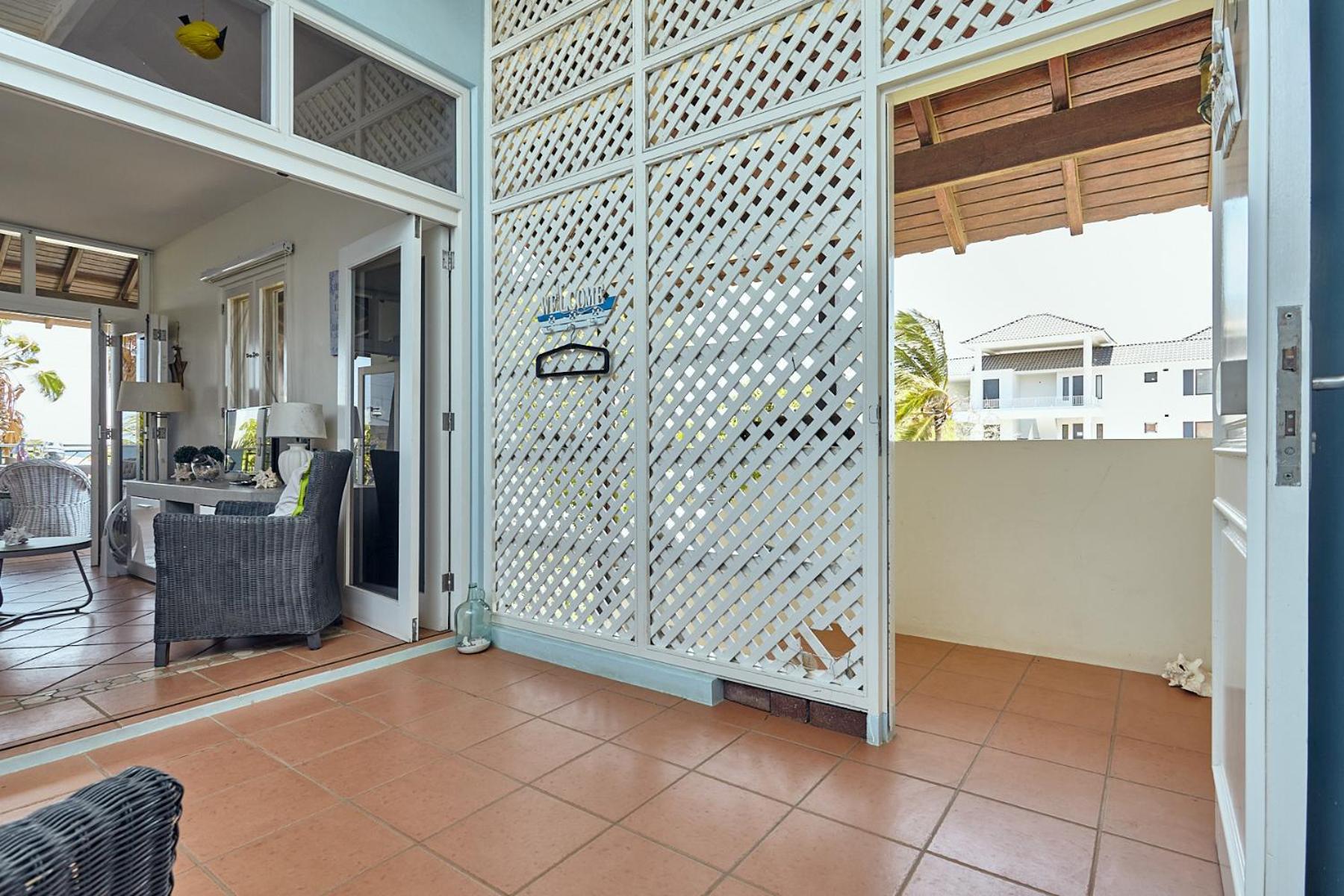 Windsock Apartment Manta Ray