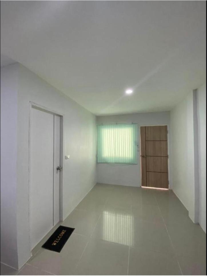 Tanyaporn House