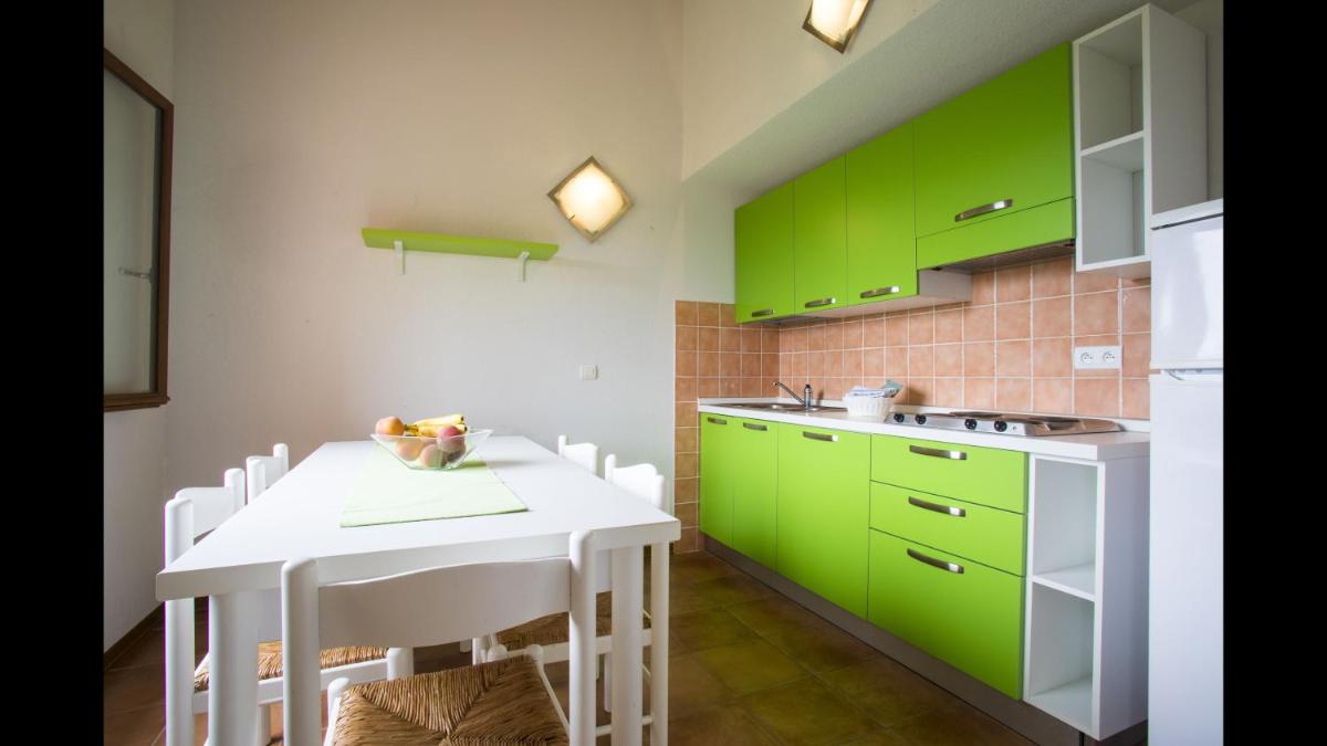 Three-room apartment for 6 people with air conditioning near Porto Vecchio