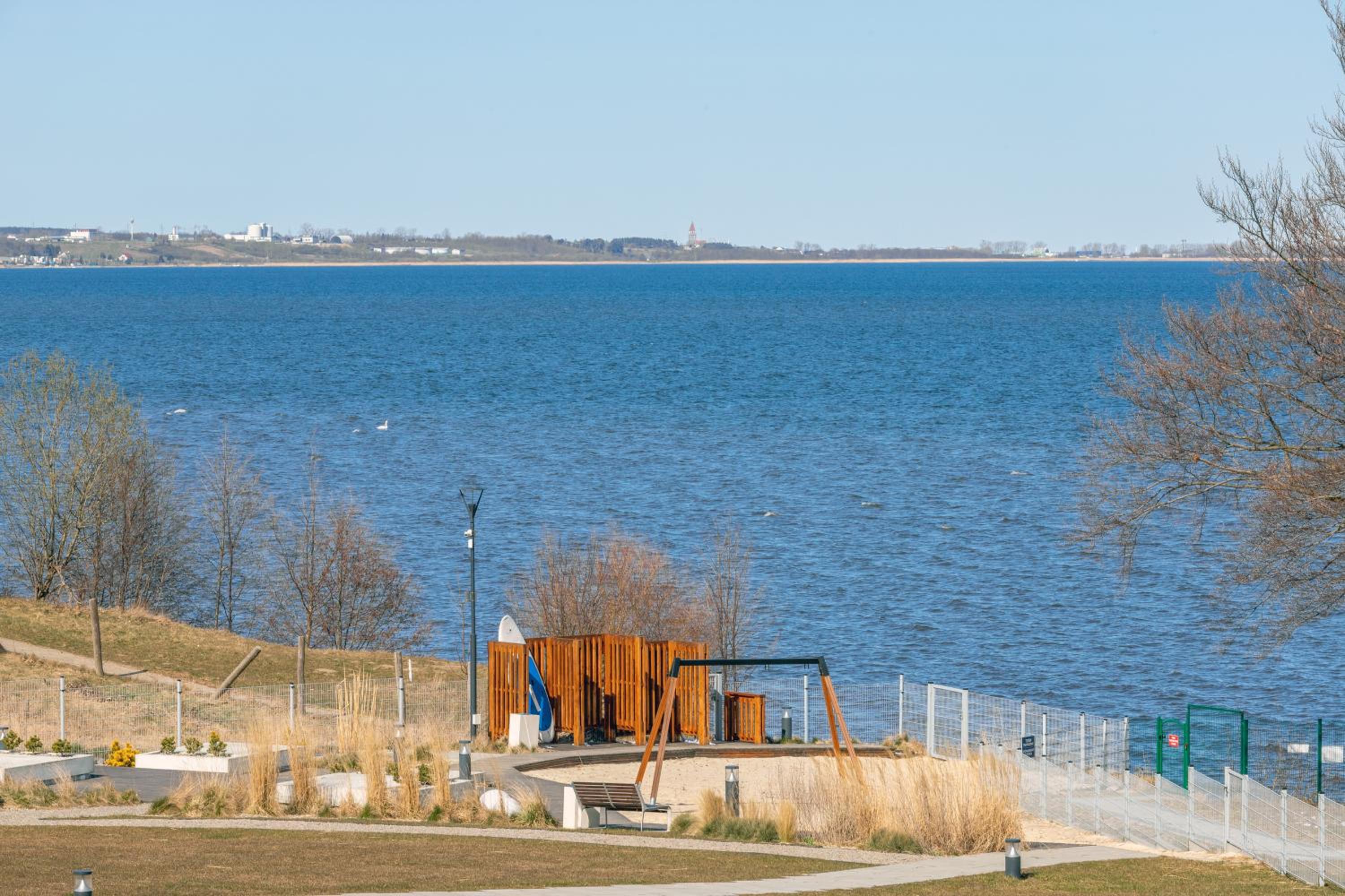 Seaview Apartment Nowy Świat by Renters view 2