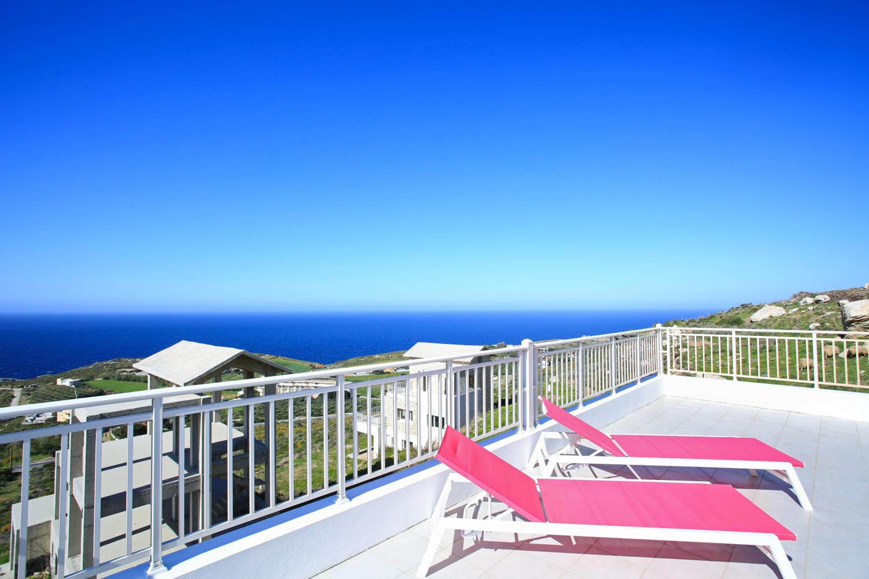 Beautiful Villa with Sea View - Sleeps 2-6 - Travel Cot Included view 5