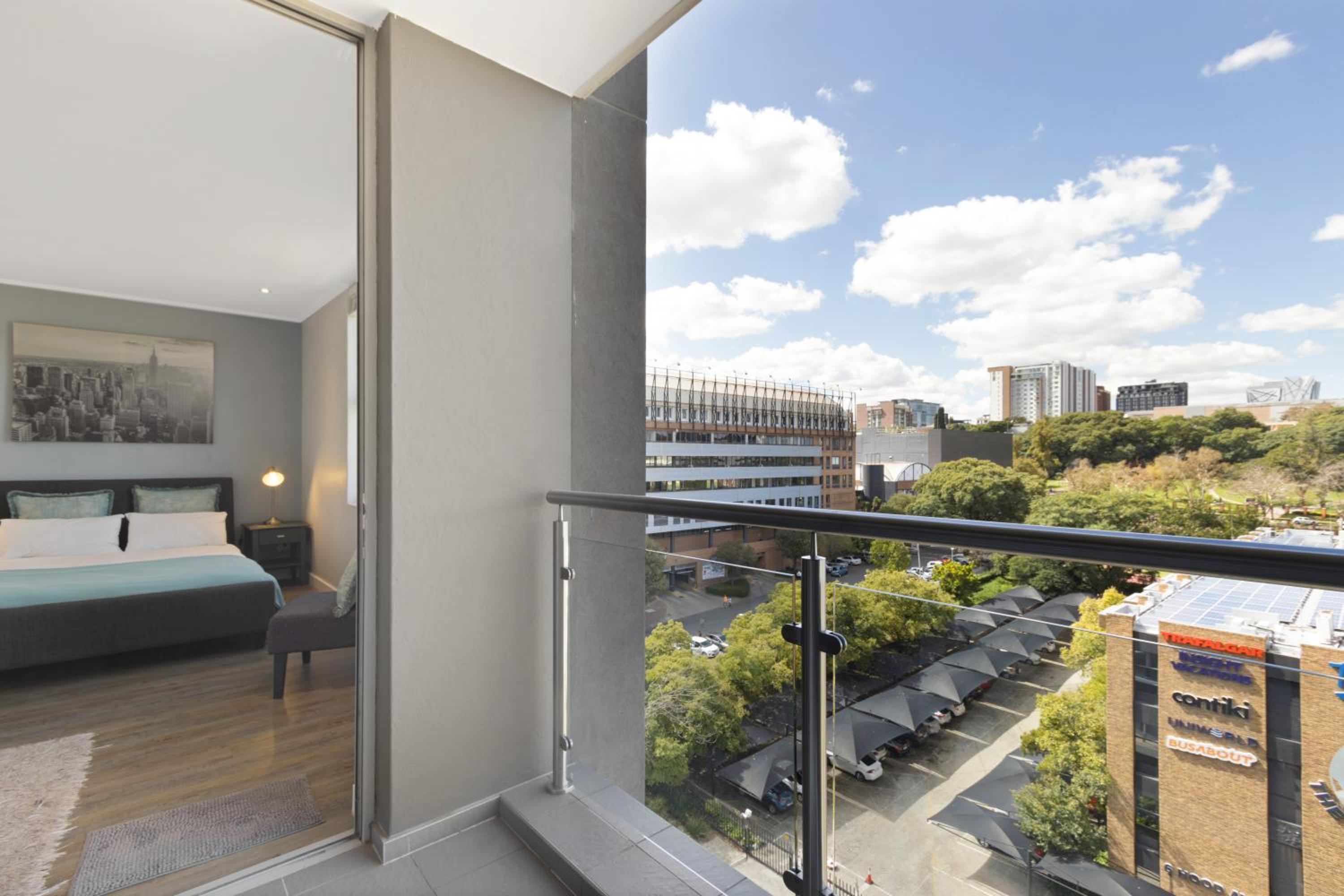 KMG Apartments at The Apex