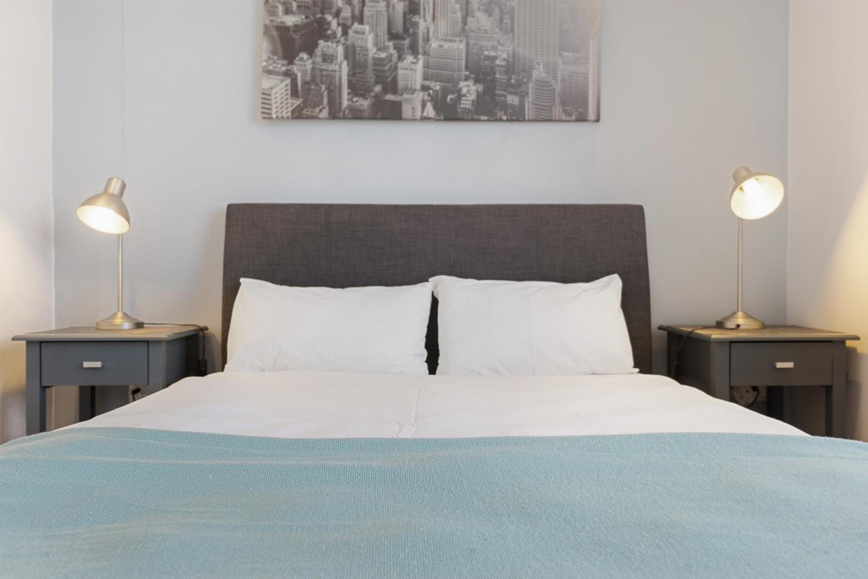 KMG Apartments at The Apex