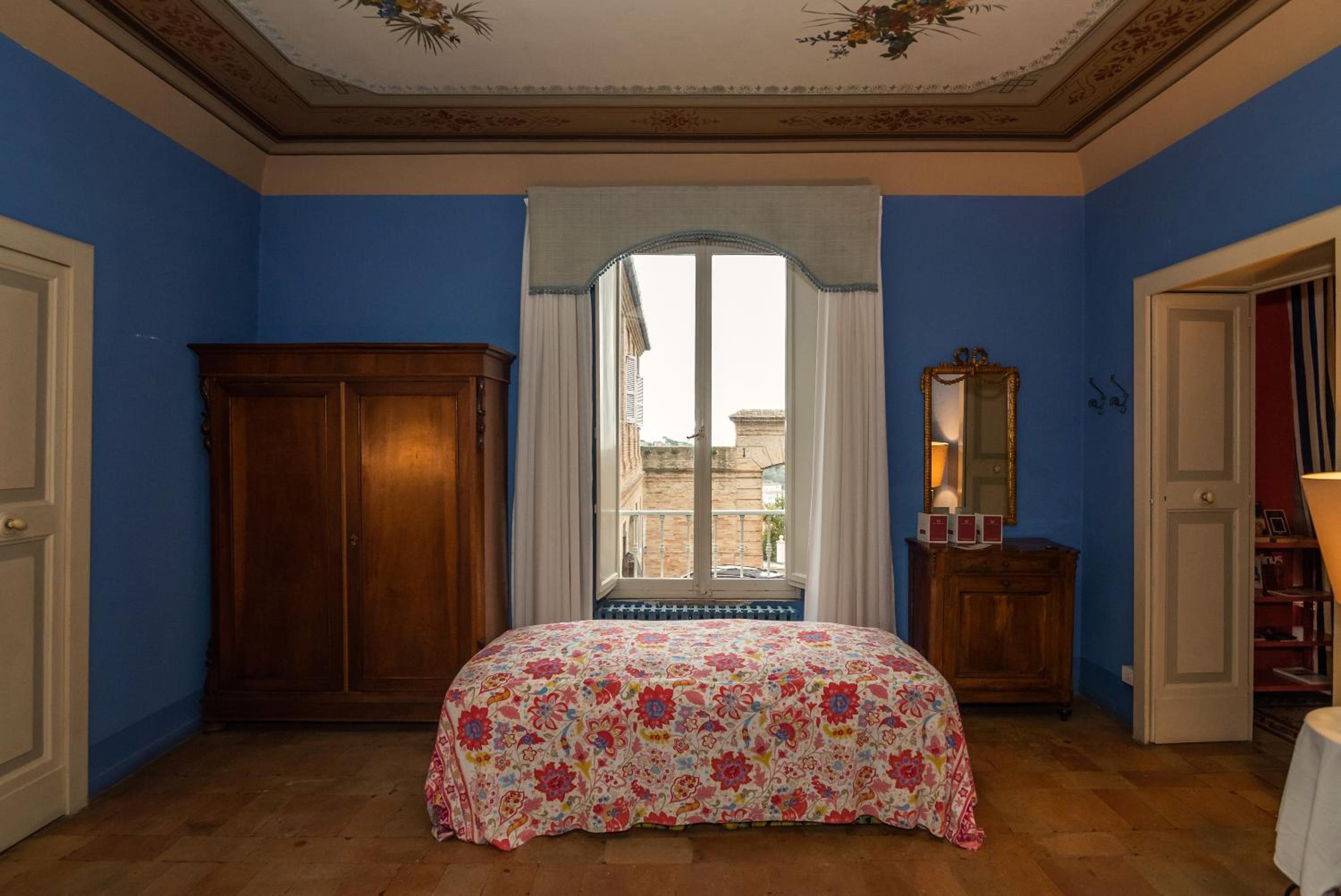 Palazzo Romani Adami