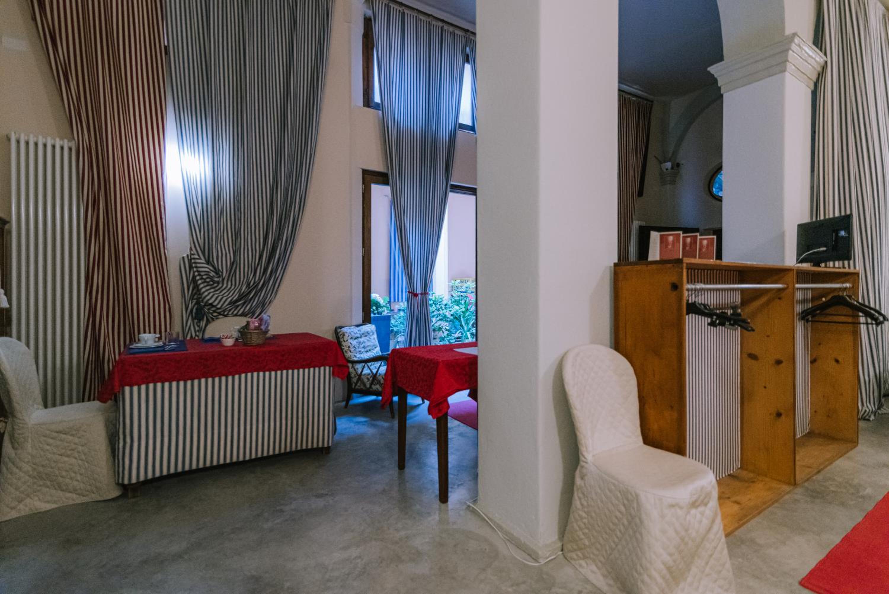 Palazzo Romani Adami