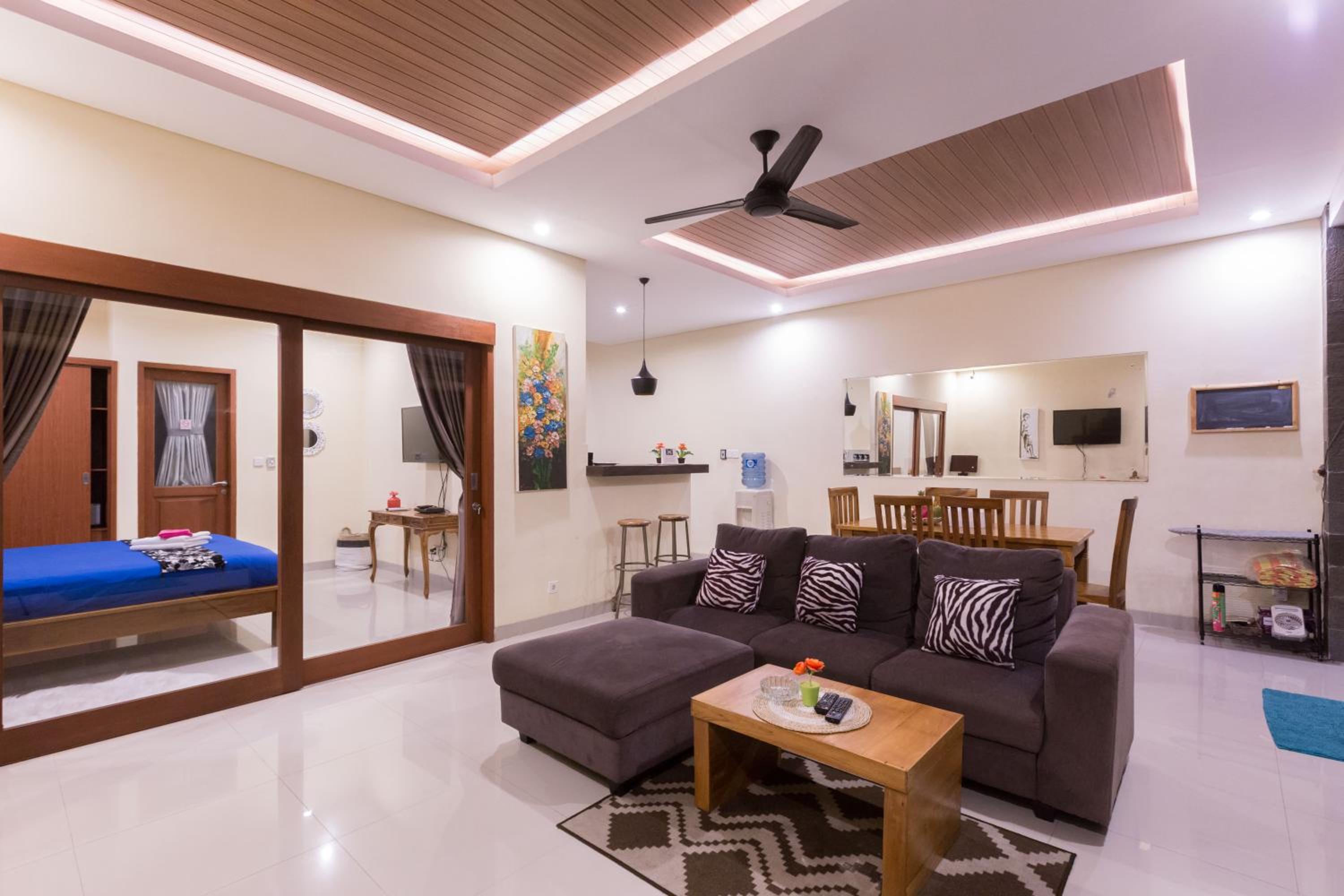 Villa Hitam Putih Legian Bali view 4