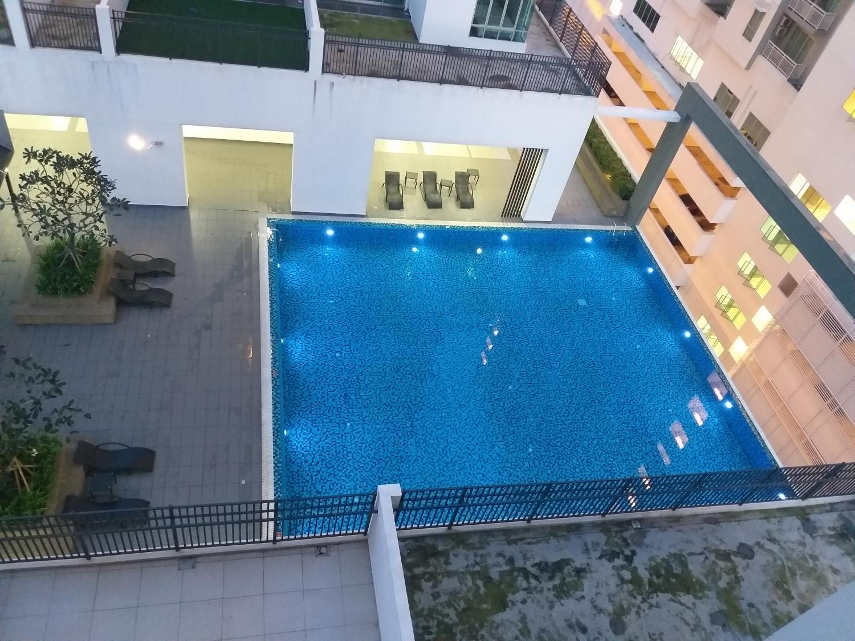 Aliff Avenue Studio