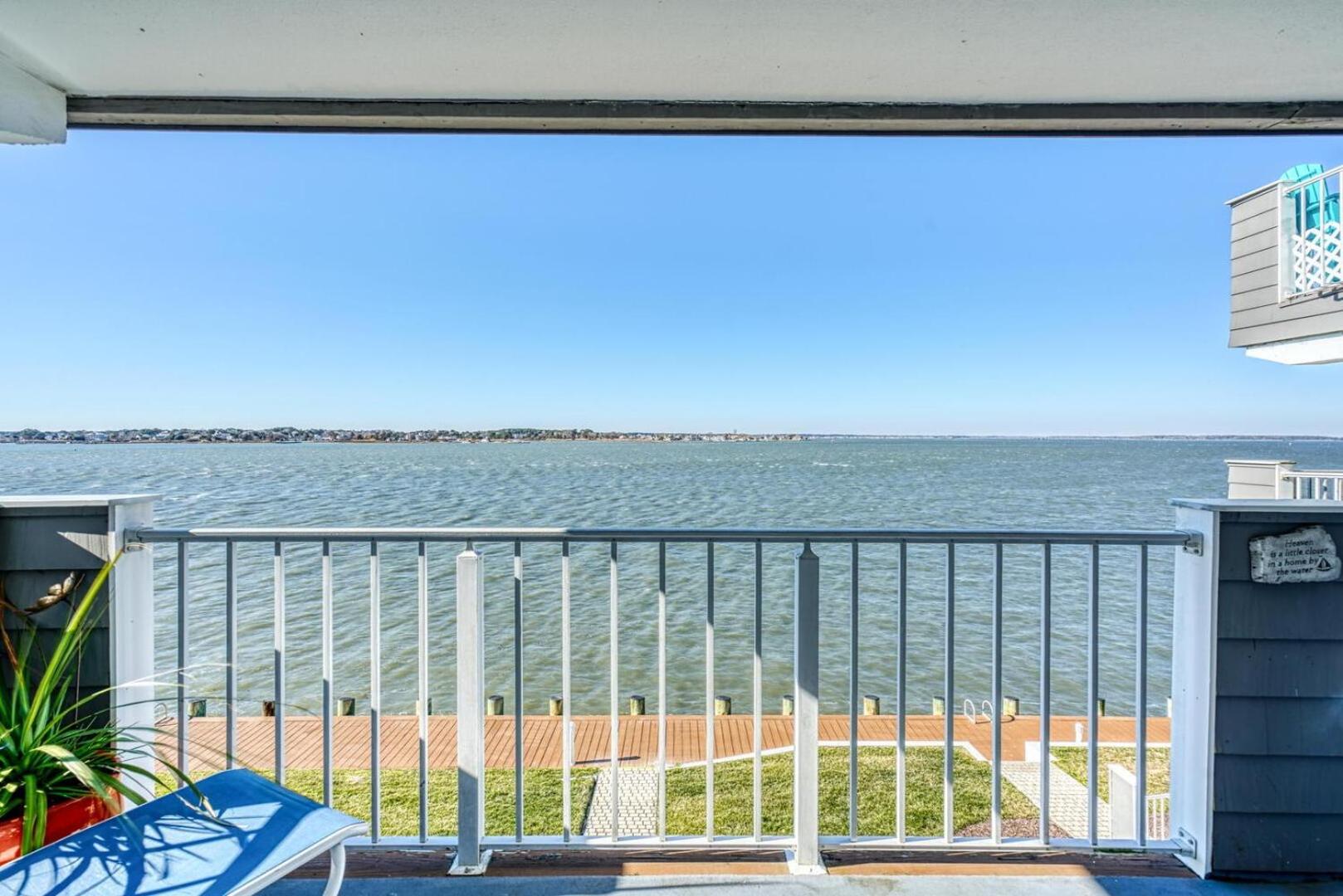 Harbour Island 204M
