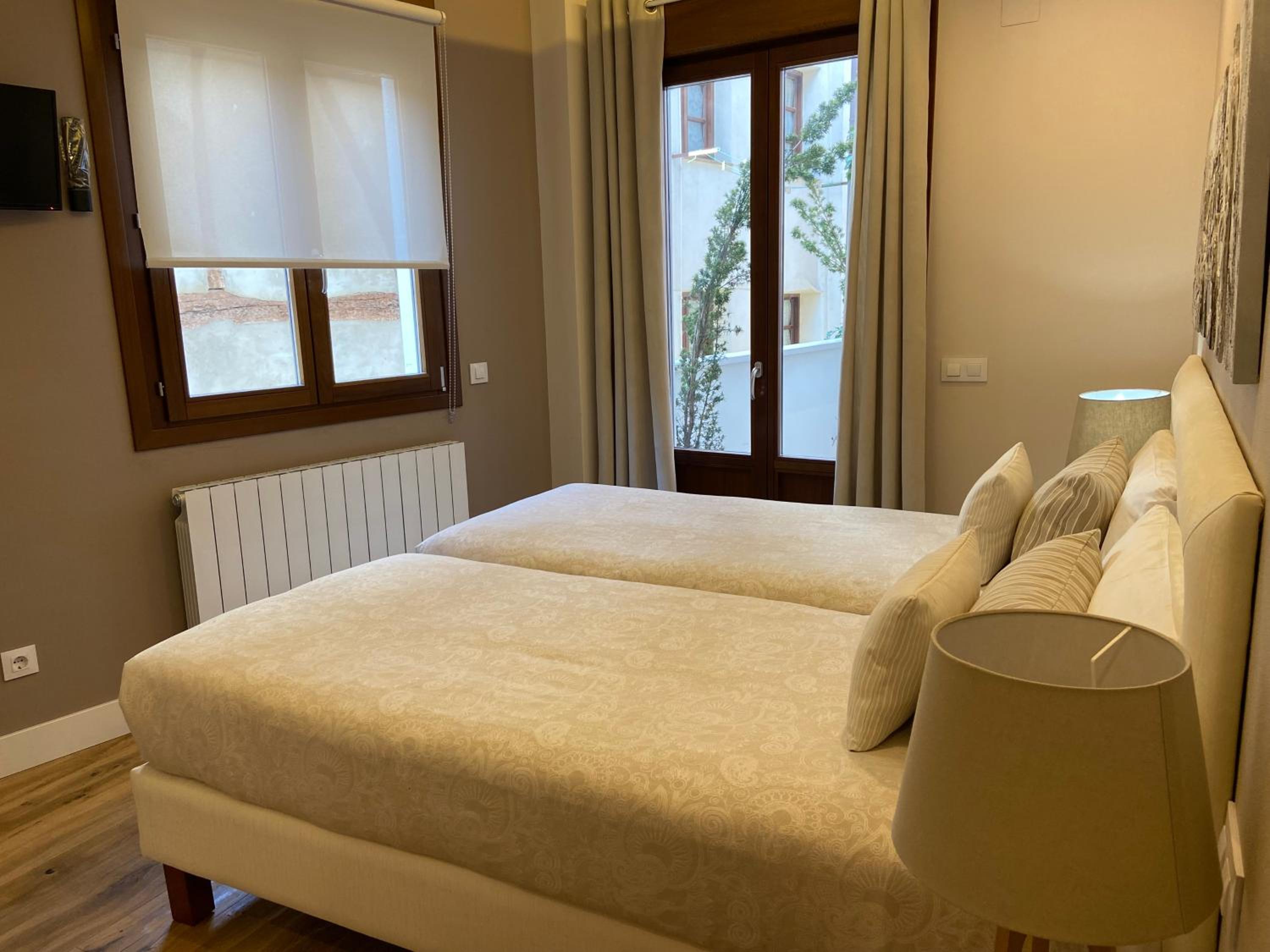 Apartamentos Turísticos Ezcaray