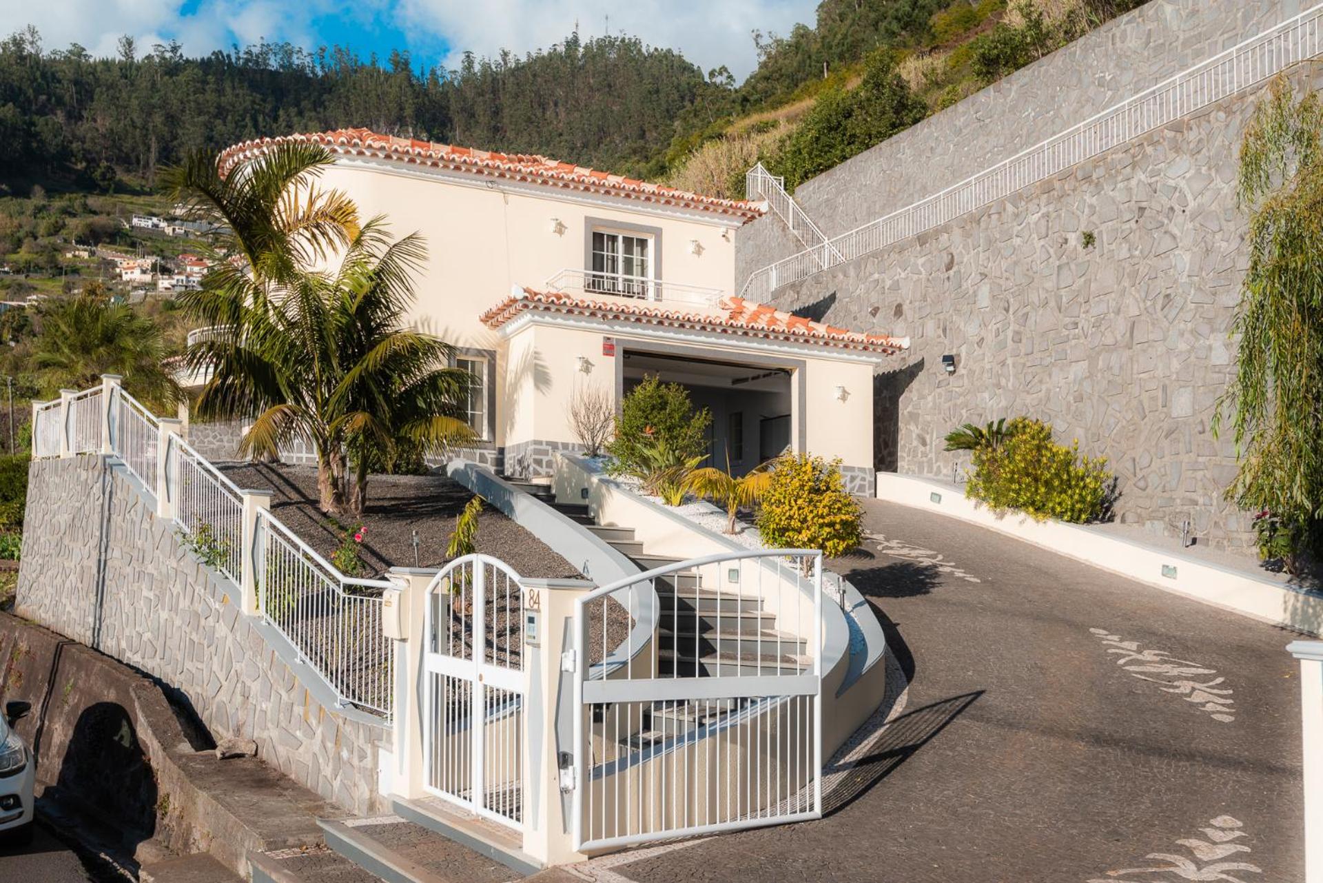 Sunnyside Villa view 2