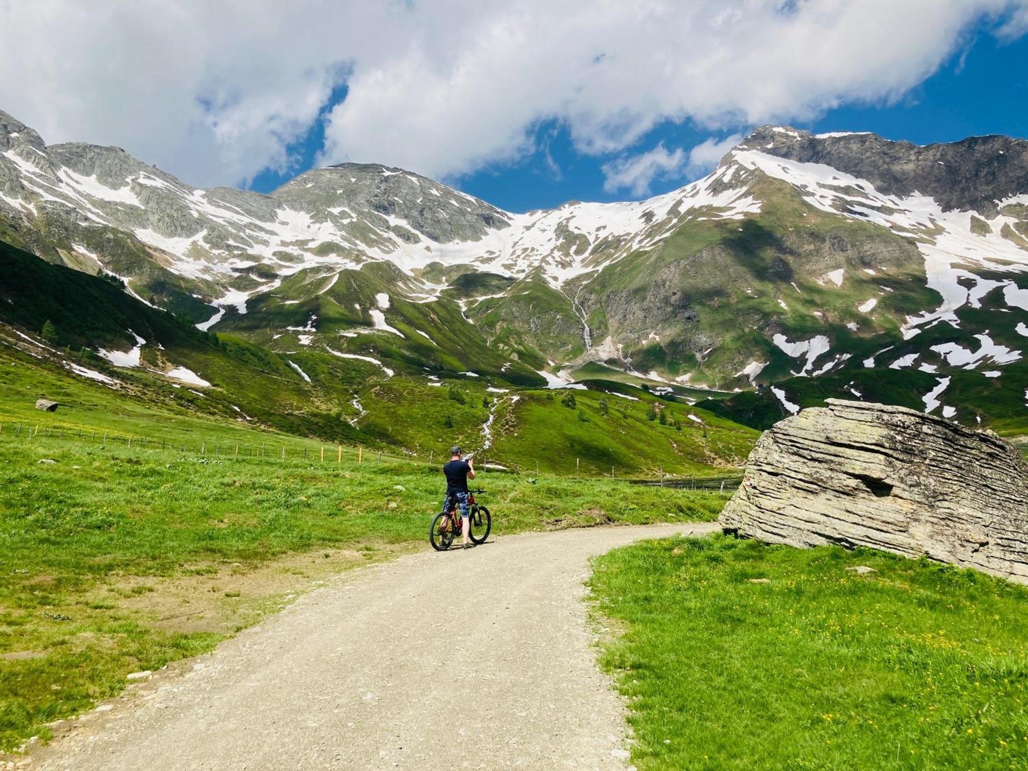 Almhütte zwei Welten