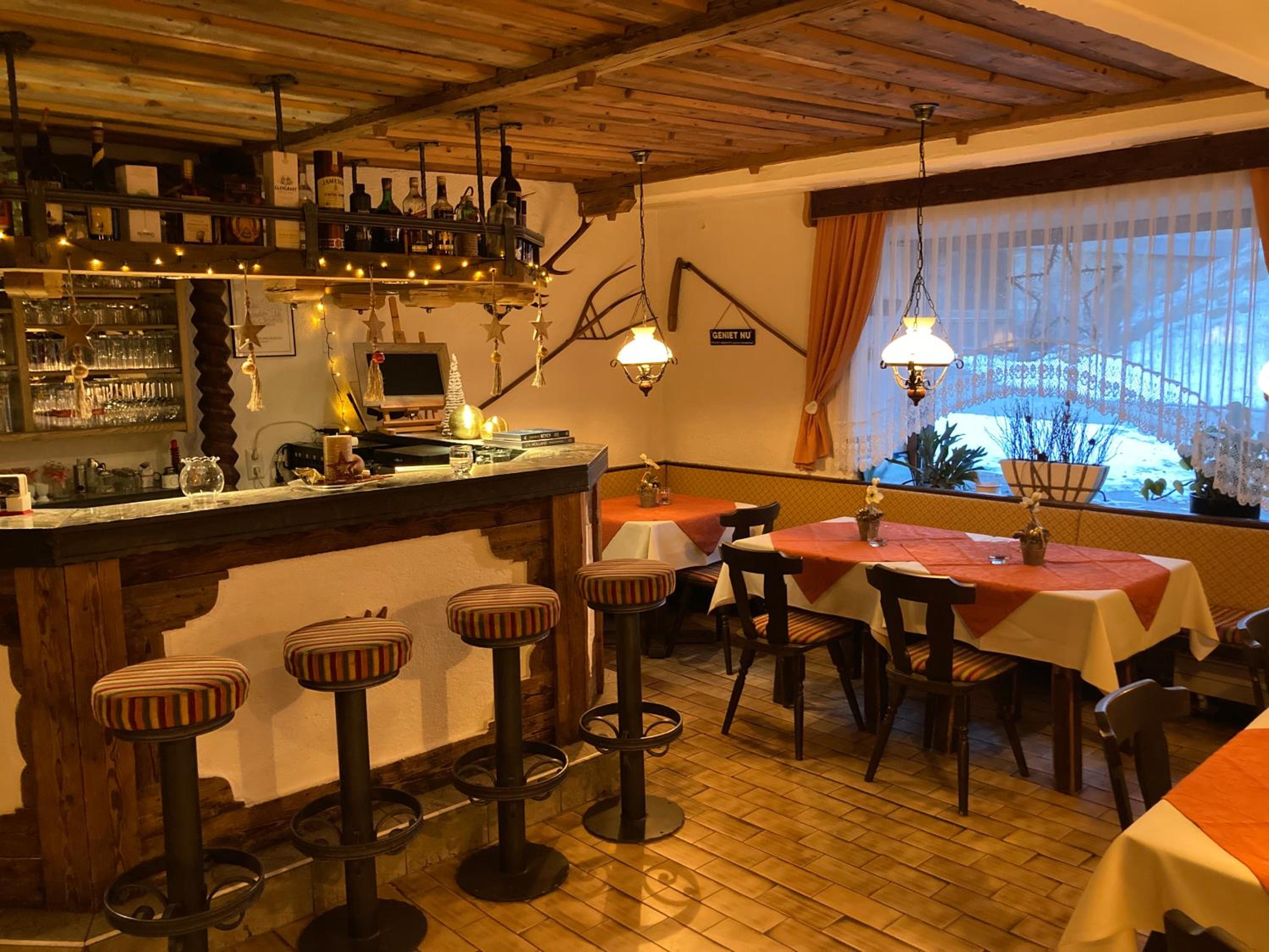 Almhütte zwei Welten