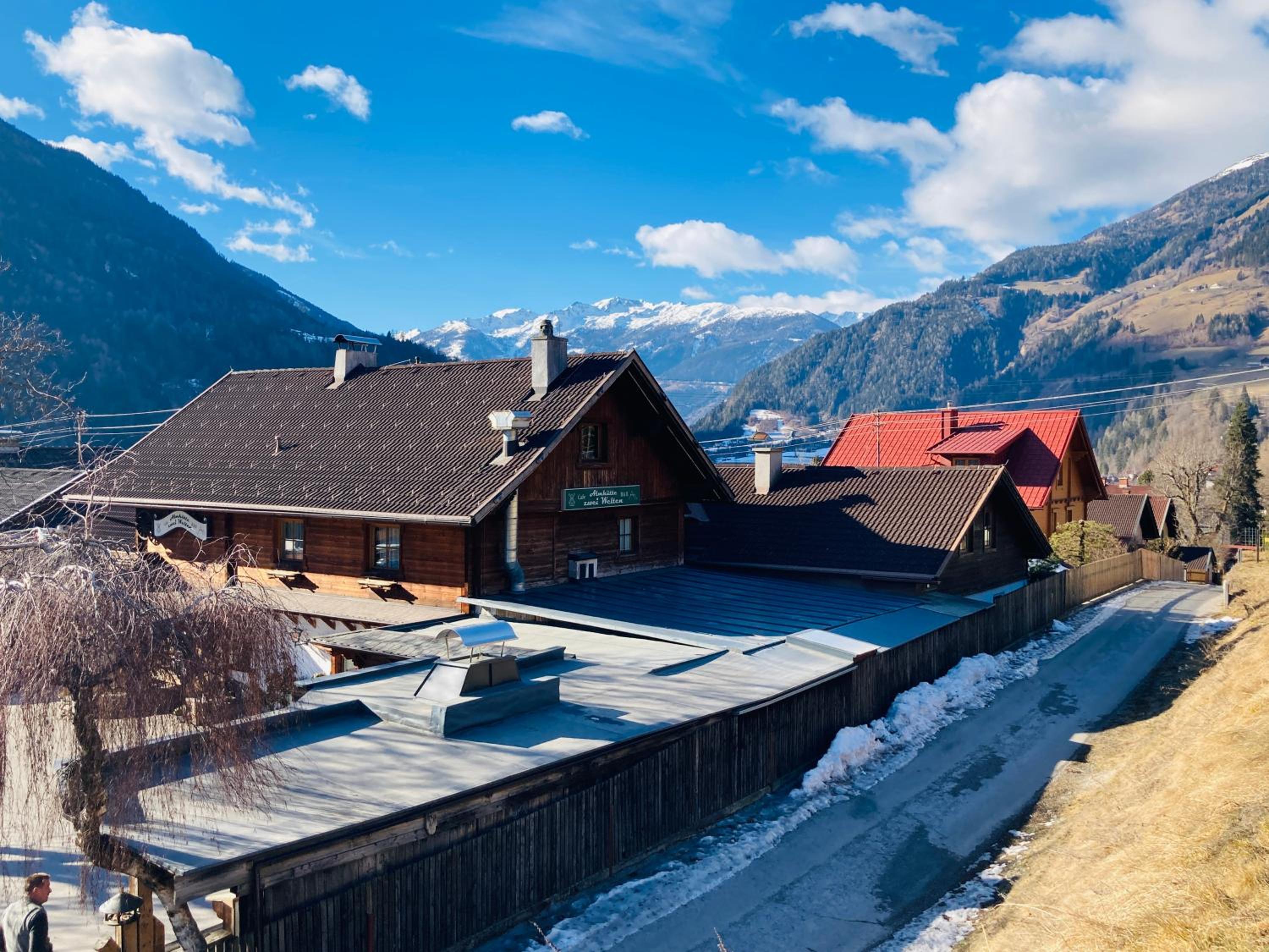 Almhütte zwei Welten