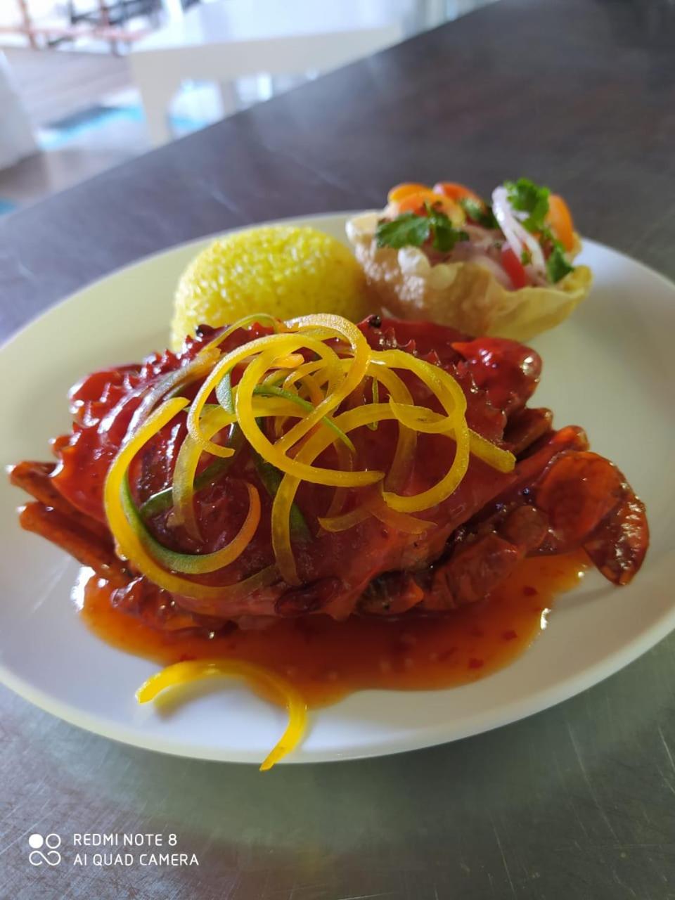 Shan Guest and Restaurant Nilaveli