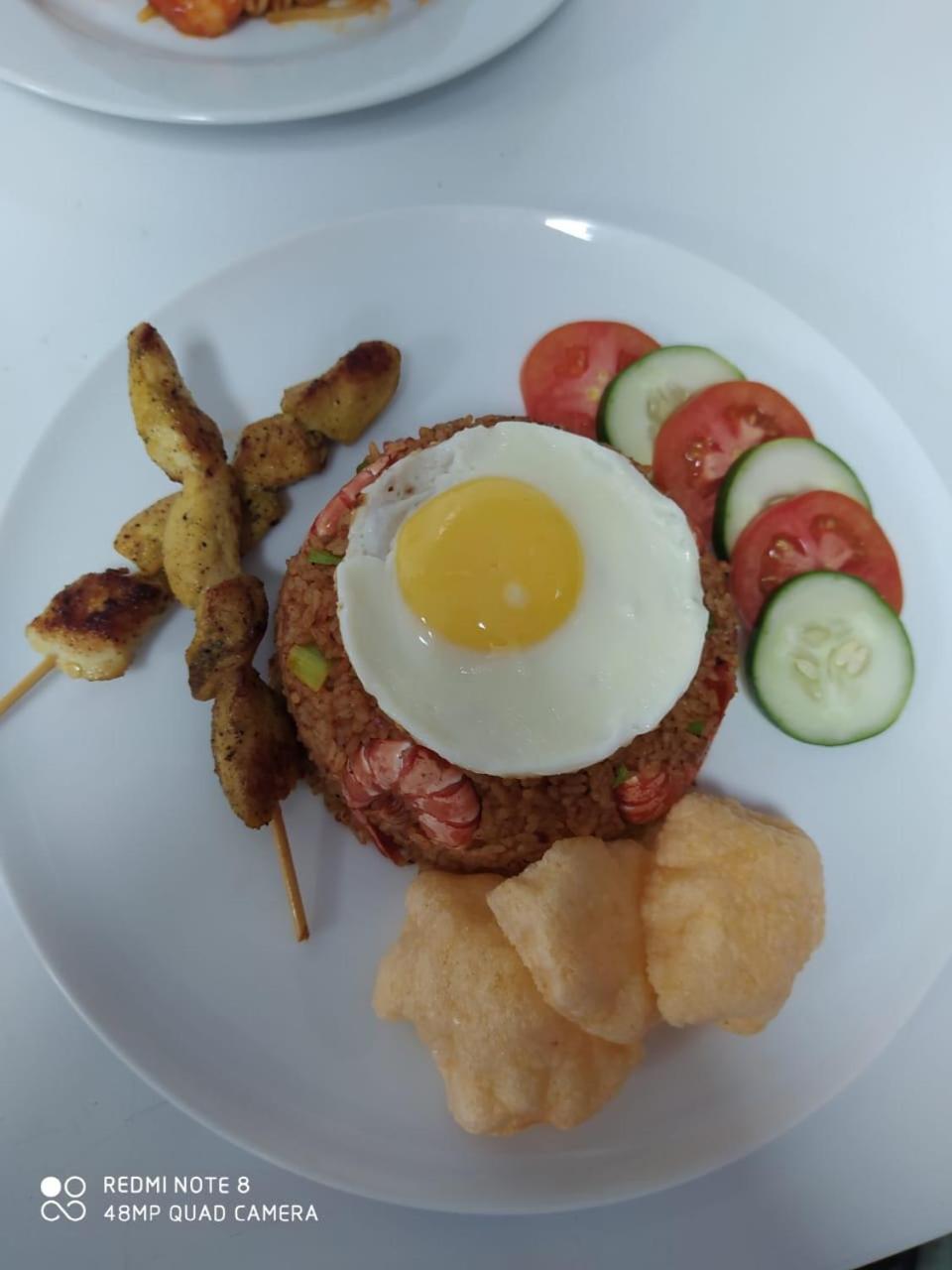 Shan Guest and Restaurant Nilaveli