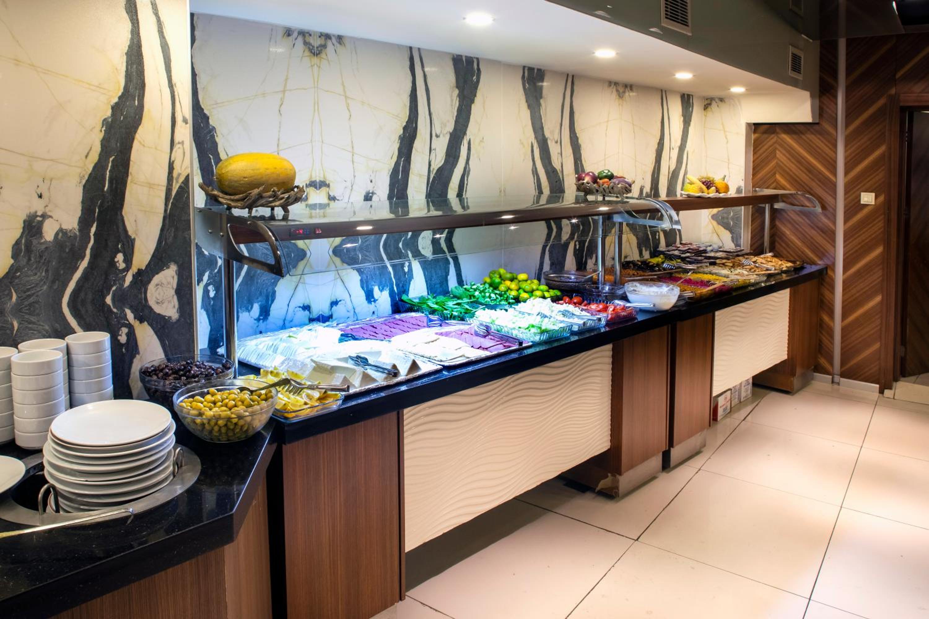 Martinenz Hotel - Image 38