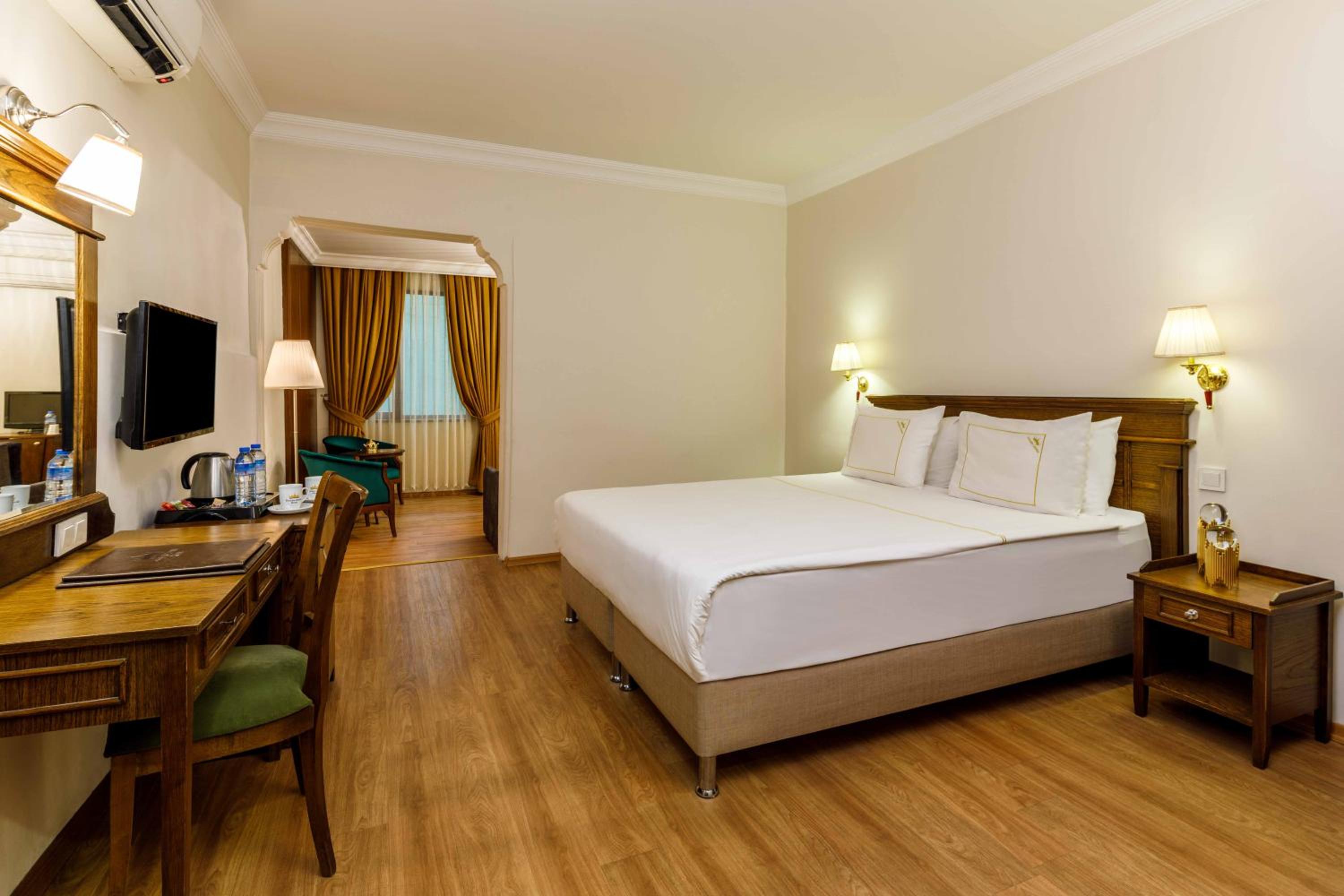 Golden Crown Otel - Image 66