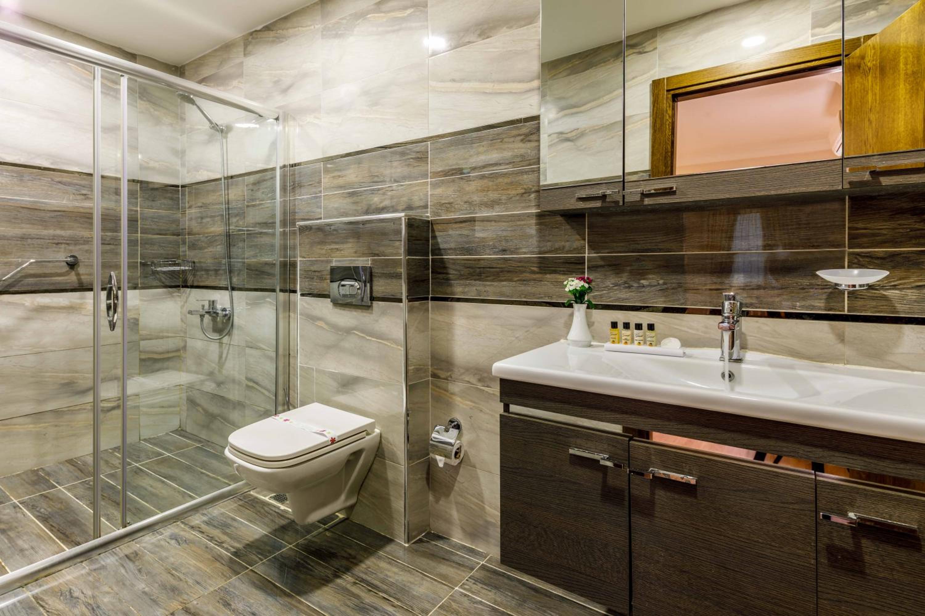 Golden Crown Otel - Image 11