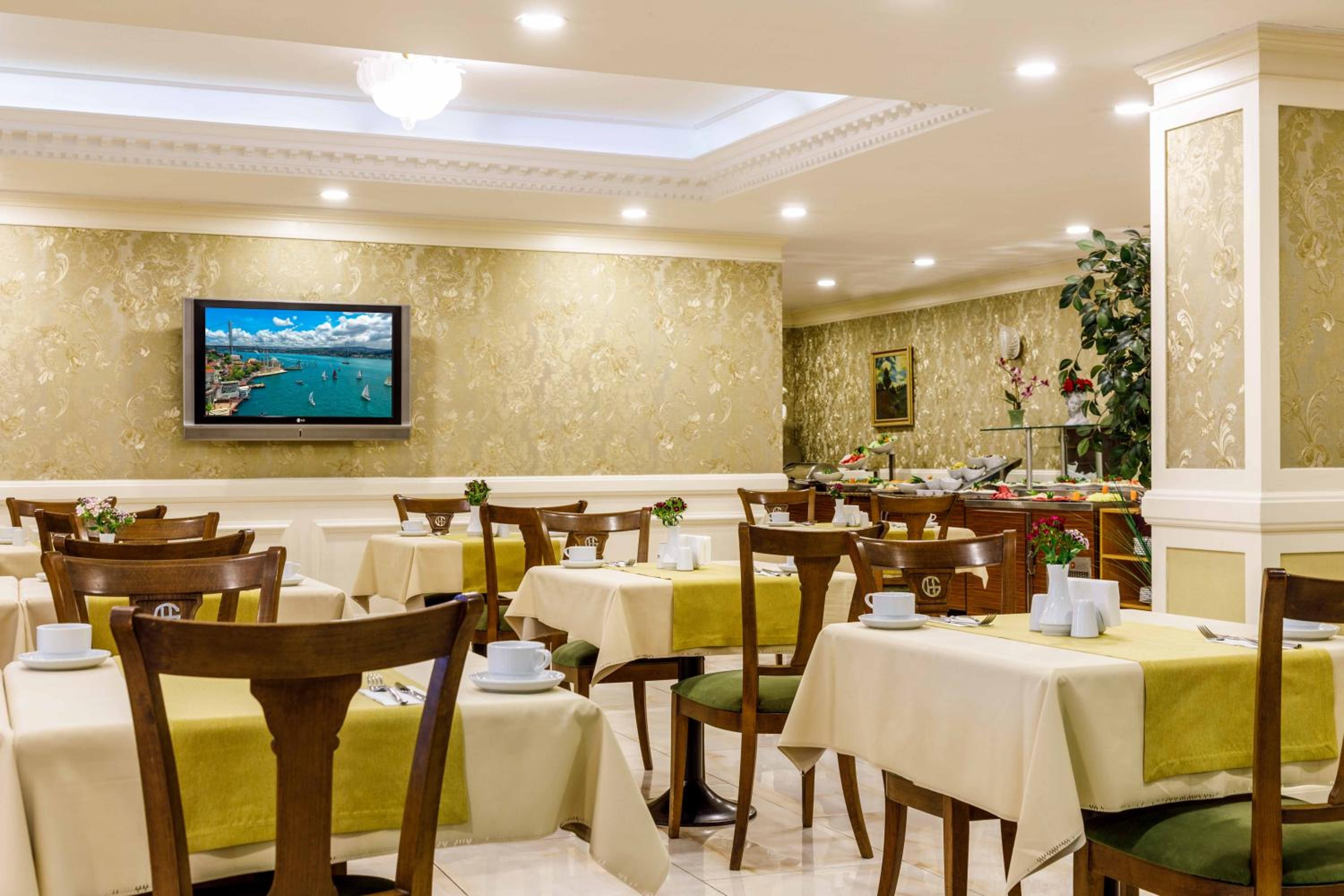Golden Crown Otel - Image 47
