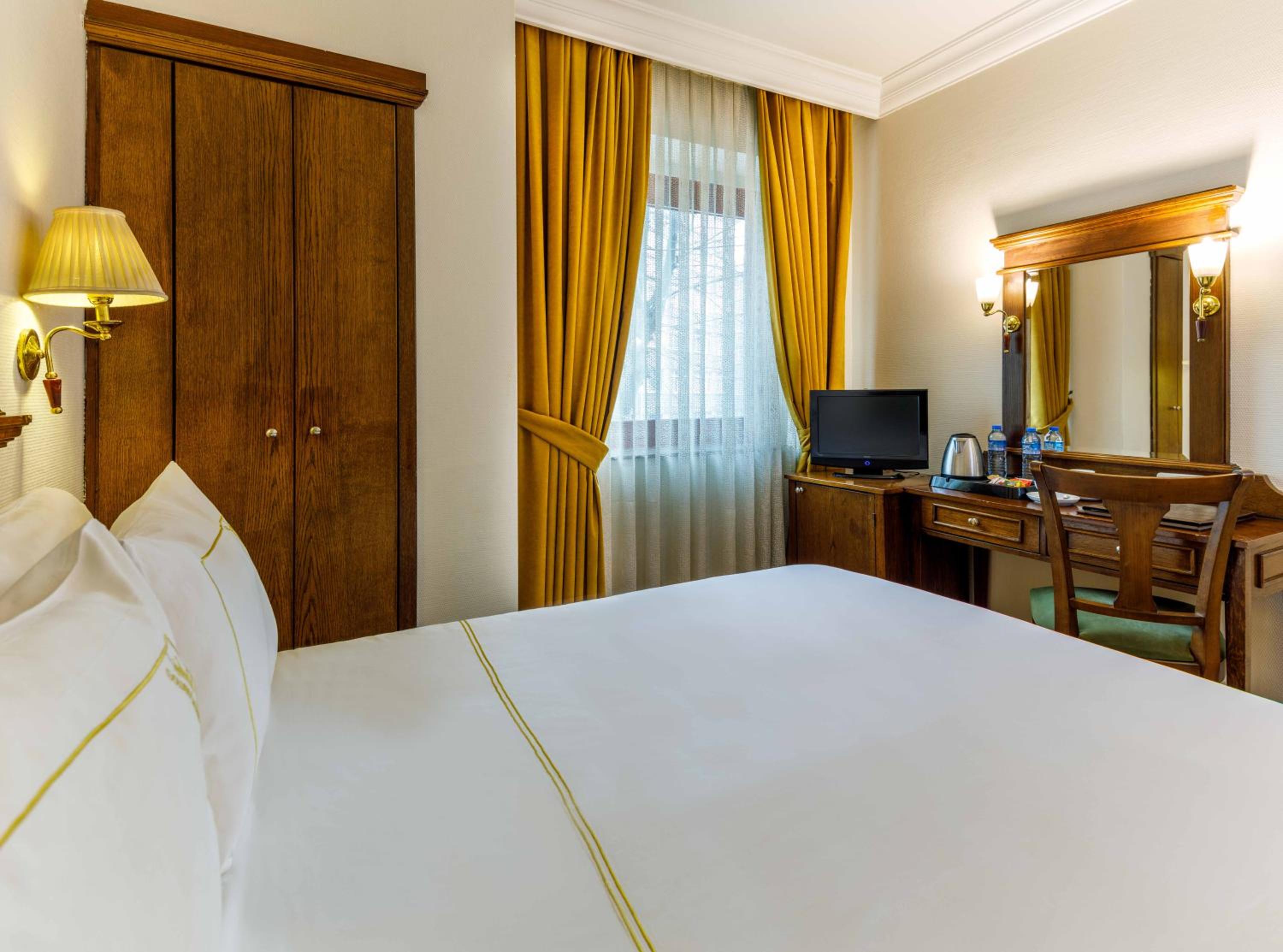 Golden Crown Otel - Image 51