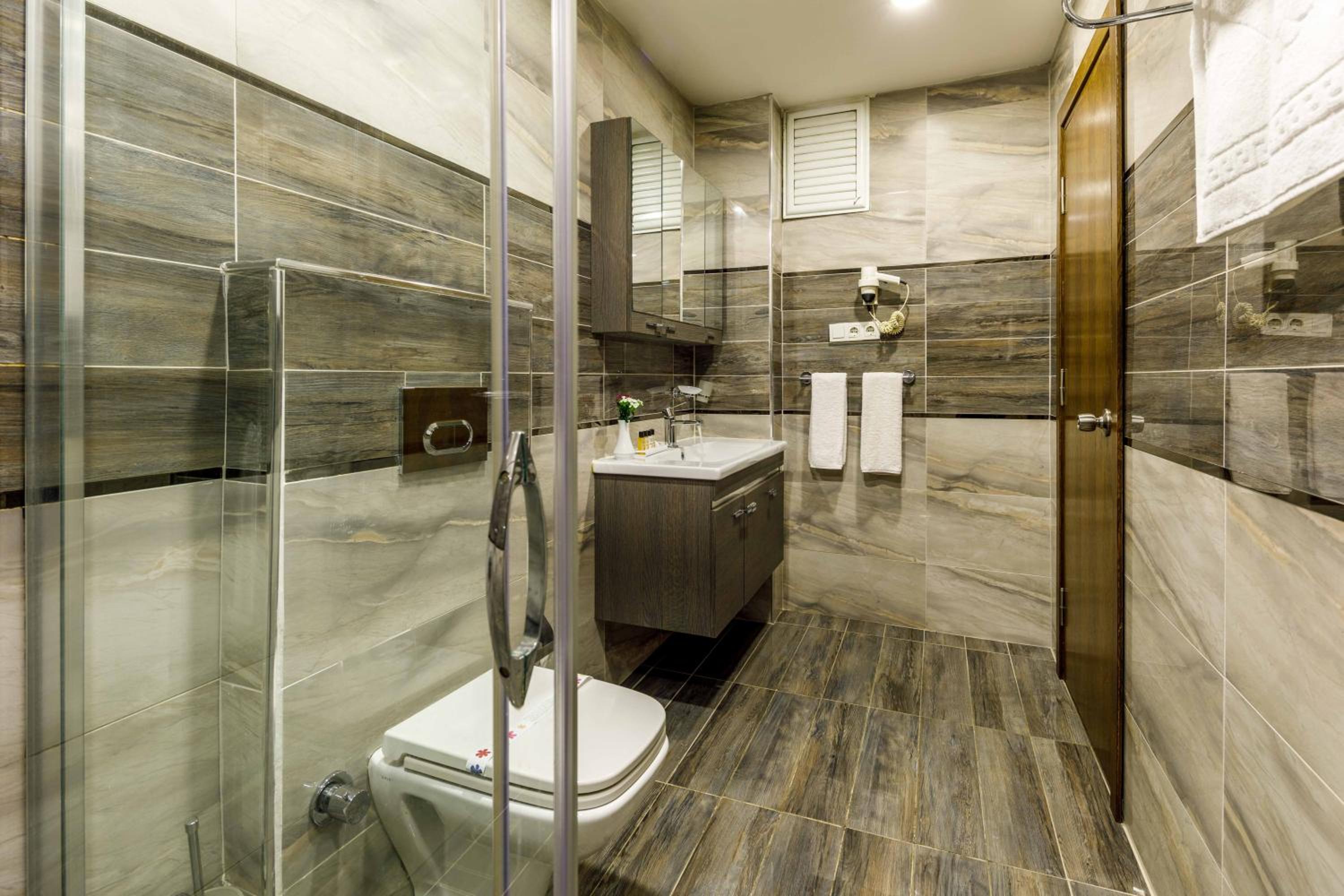 Golden Crown Otel - Image 13