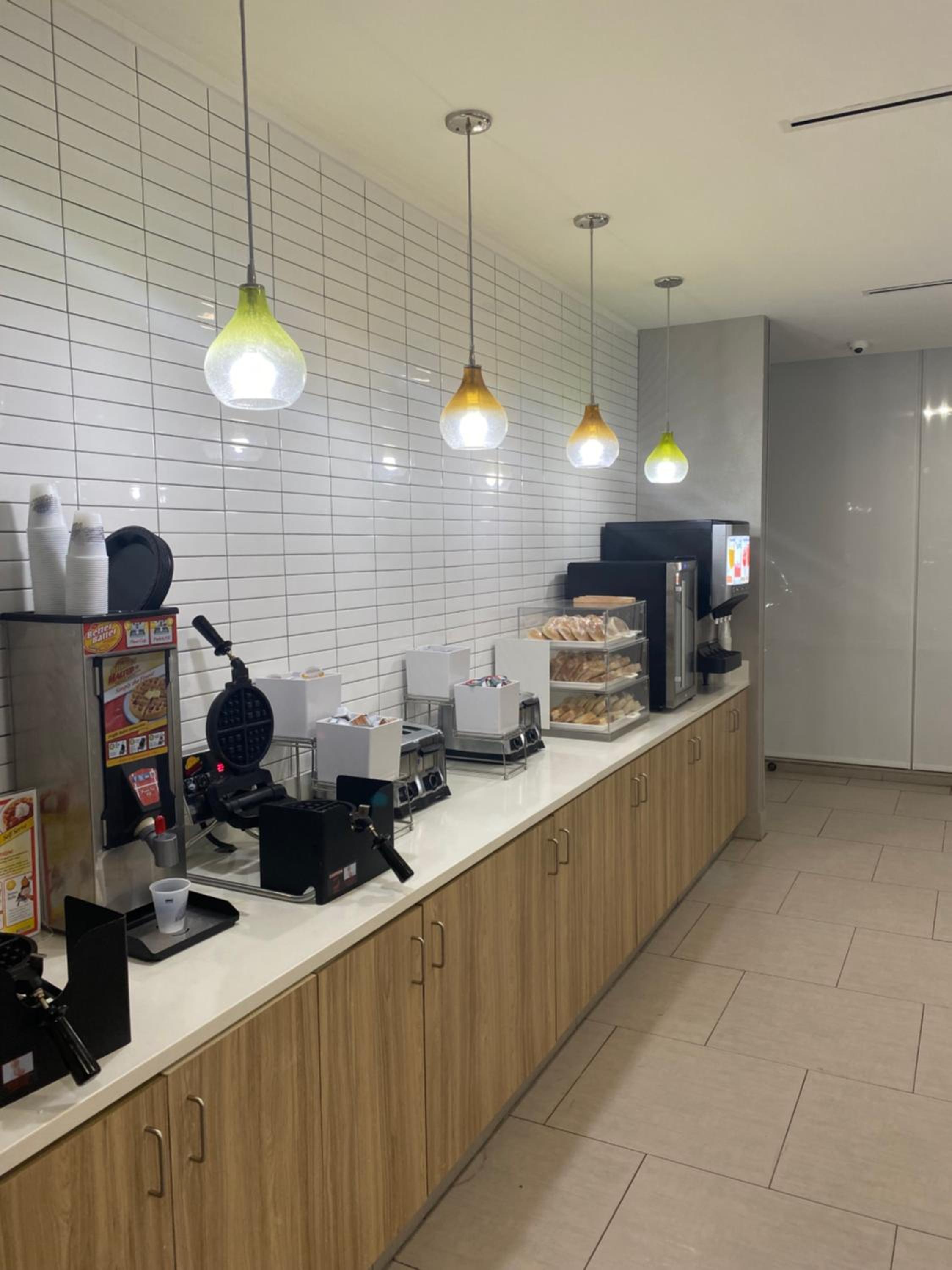 Lake City Vacations - La Quinta Inn  Suites by Wyndham Lake City - Property Image 13