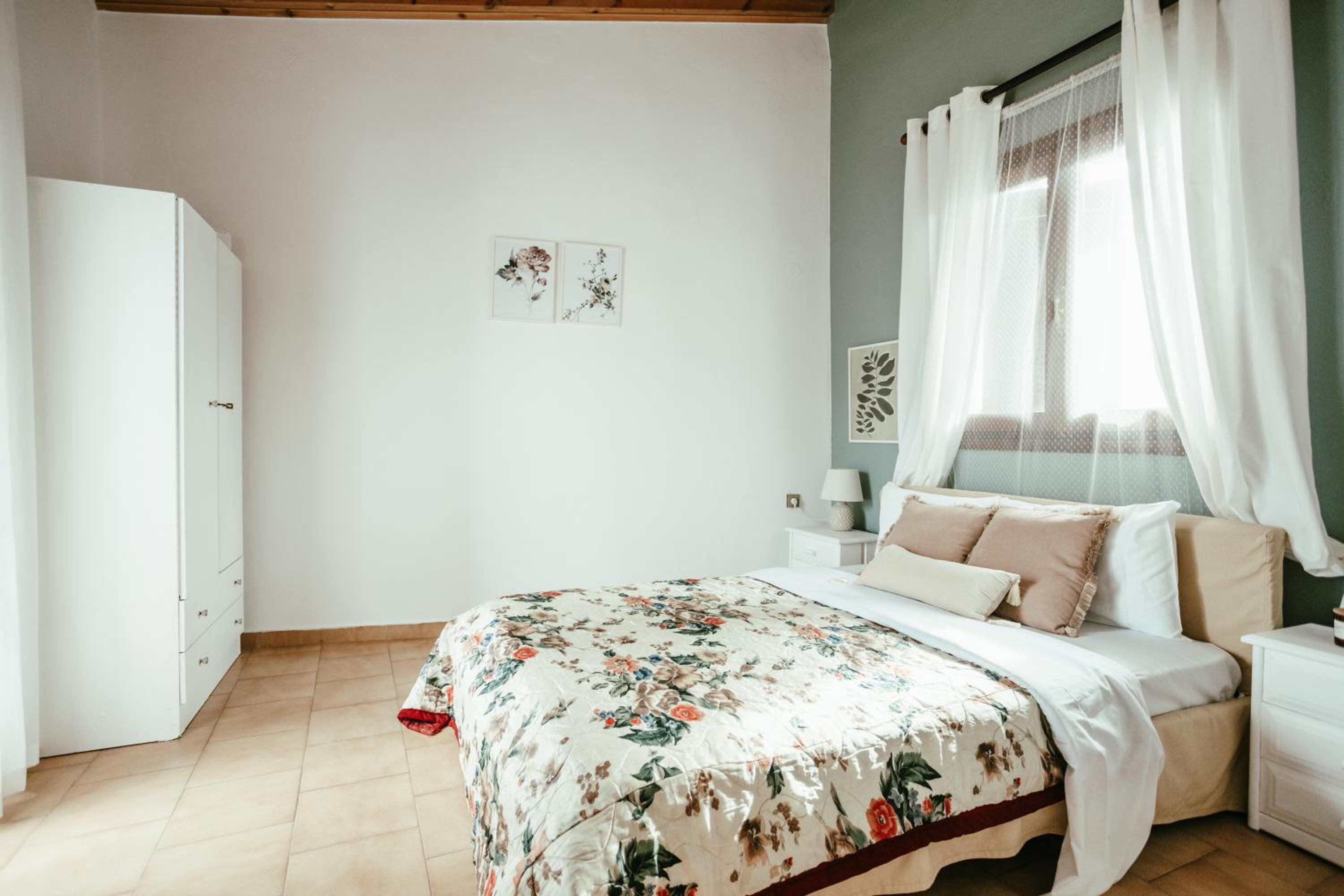 Casa del Maestro — photo 2