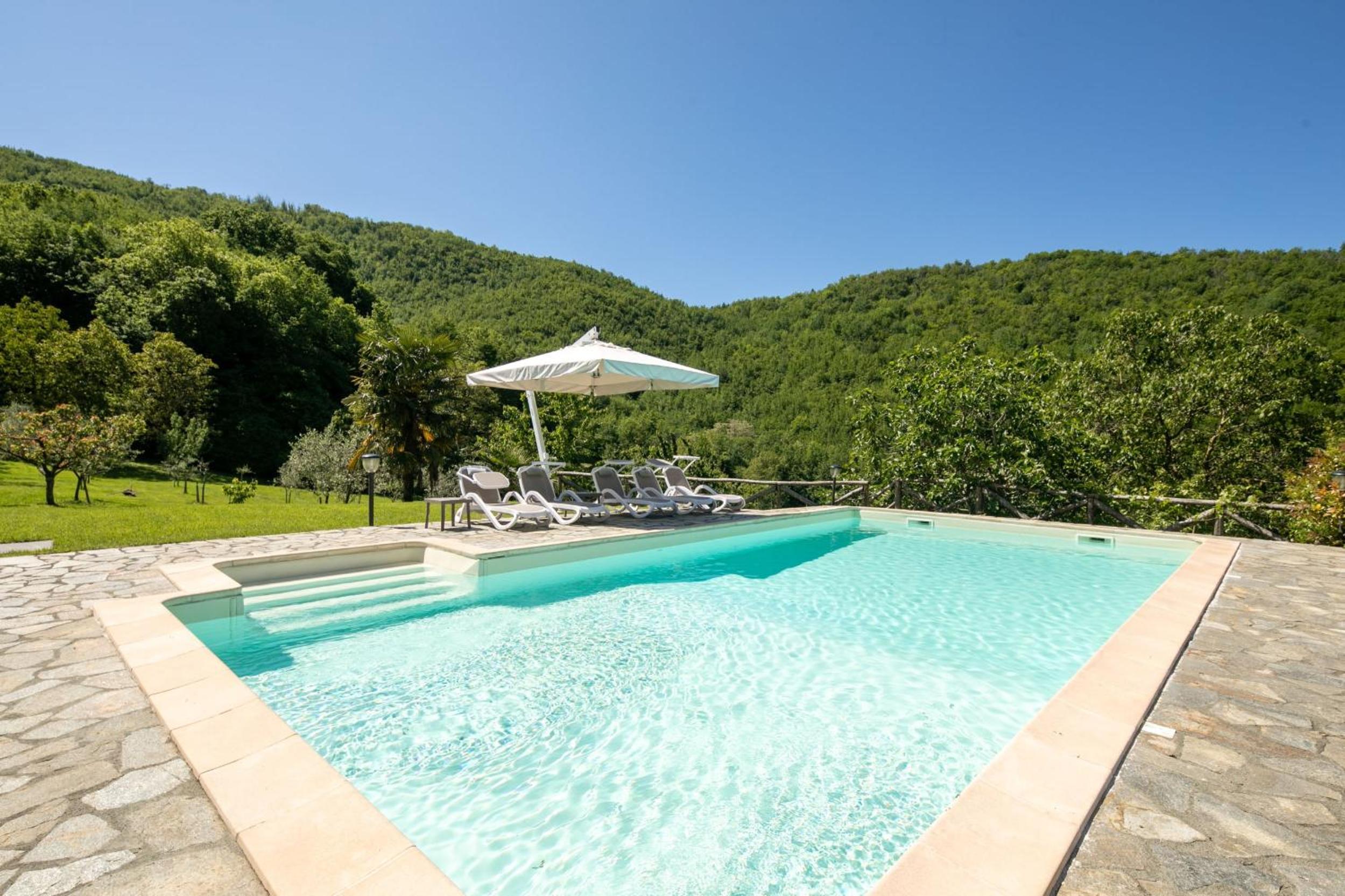 Villa with private pool Fivizzano 9 by VacaVilla view 4
