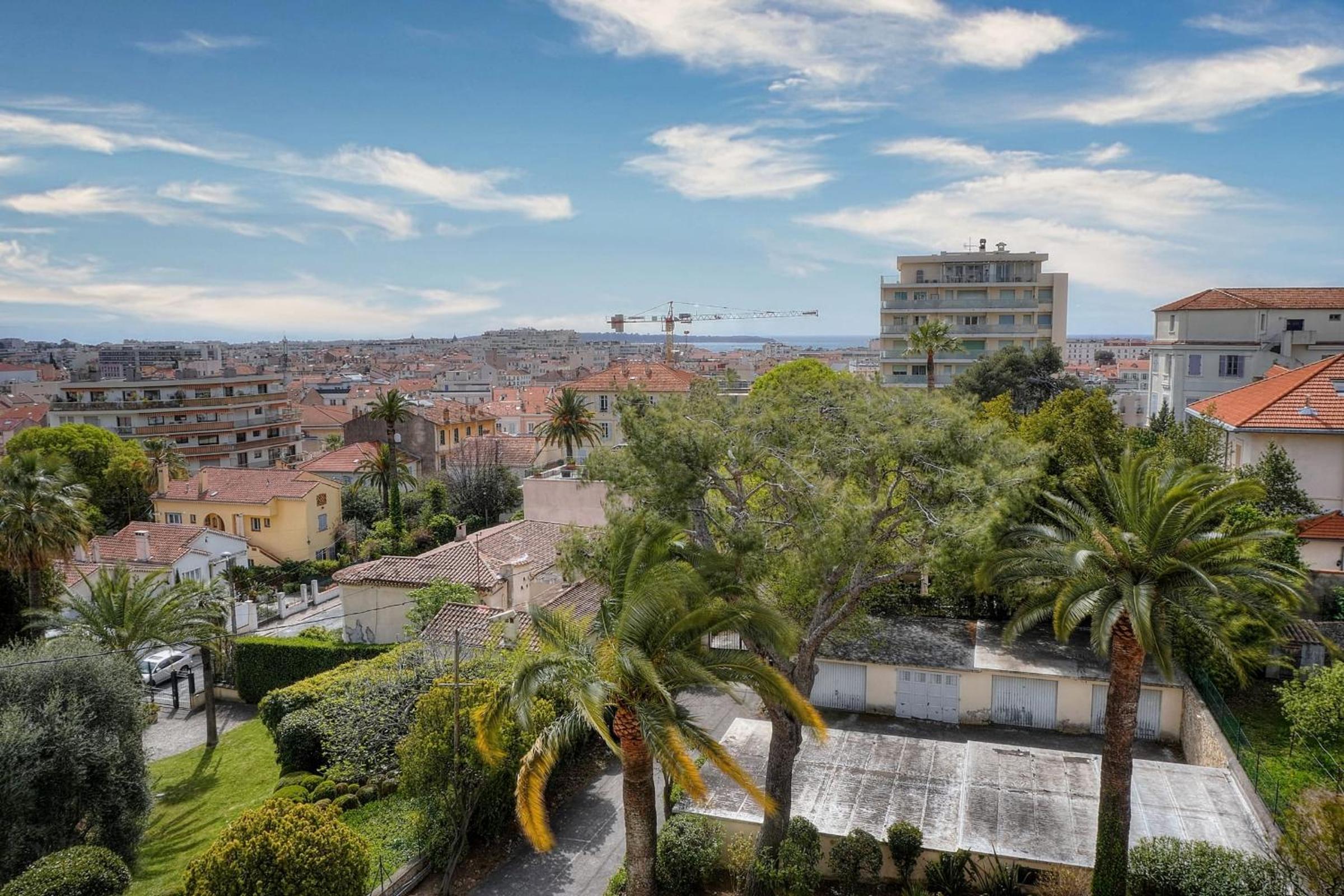 IMMOGROOM - Large Apartment - Parking - Air conditioning - Sea view - Wifi photo 3