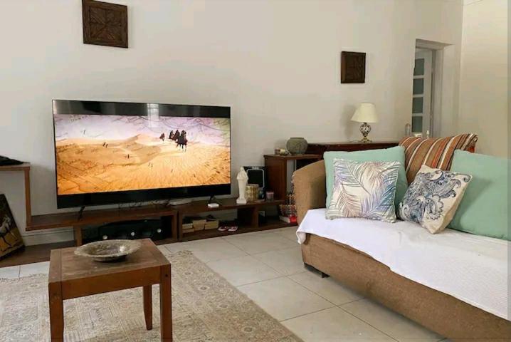 Villa by the Pyramids