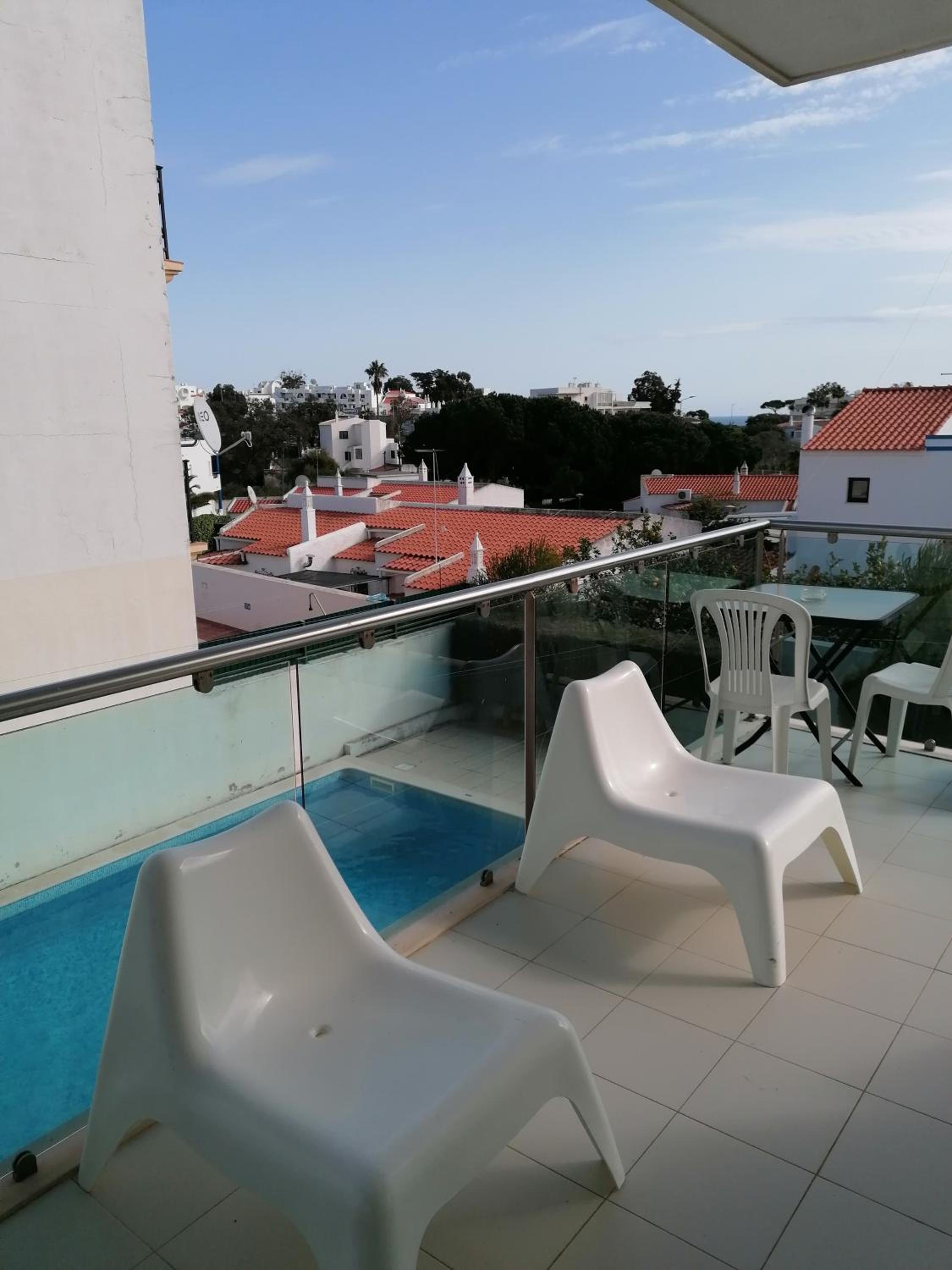 Modern apartment with sunny south facing terrace