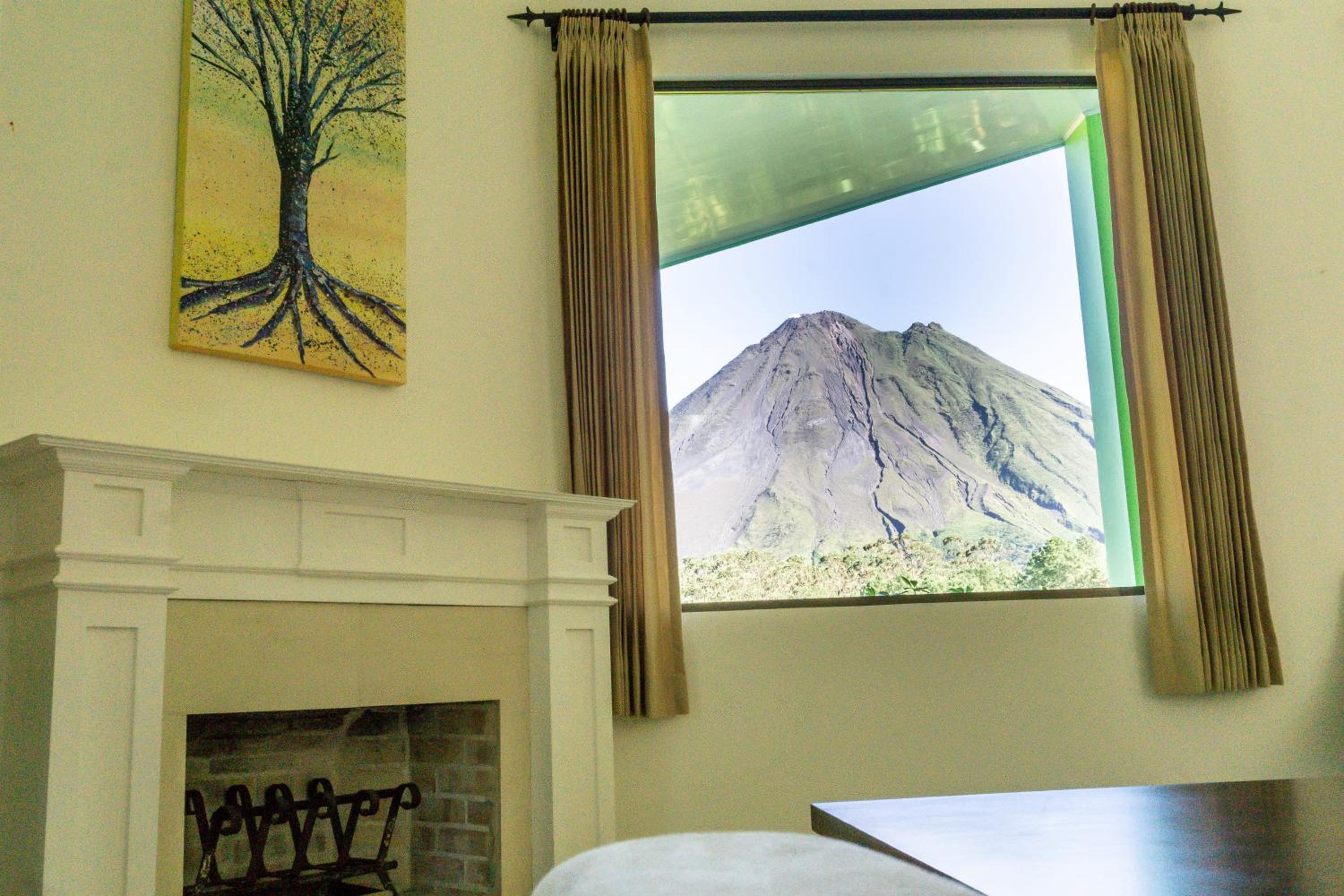 Arenal Observatory Lodge & Trails