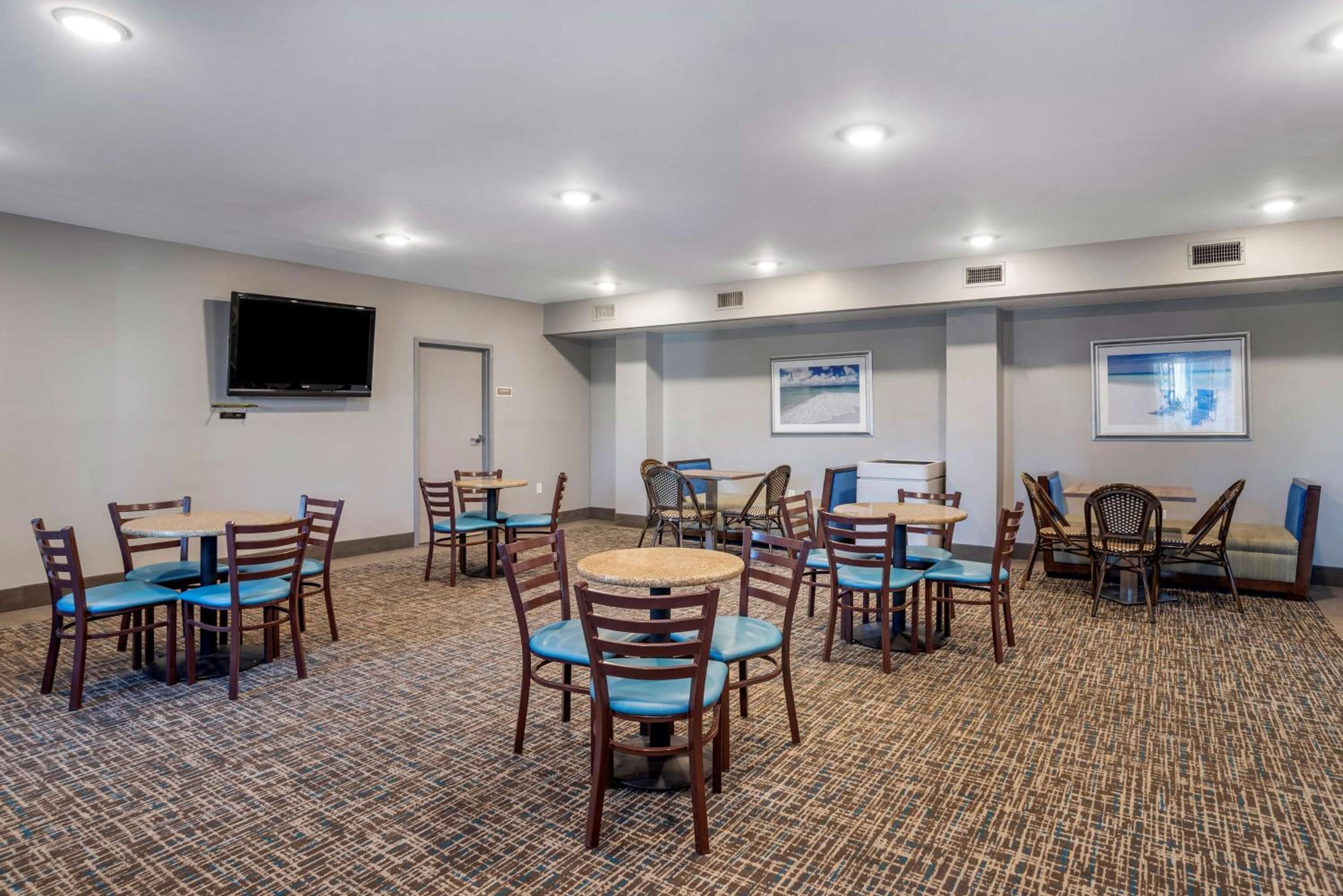 Pensacola Vacations - Best Western Navarre Waterfront - Property Image 6