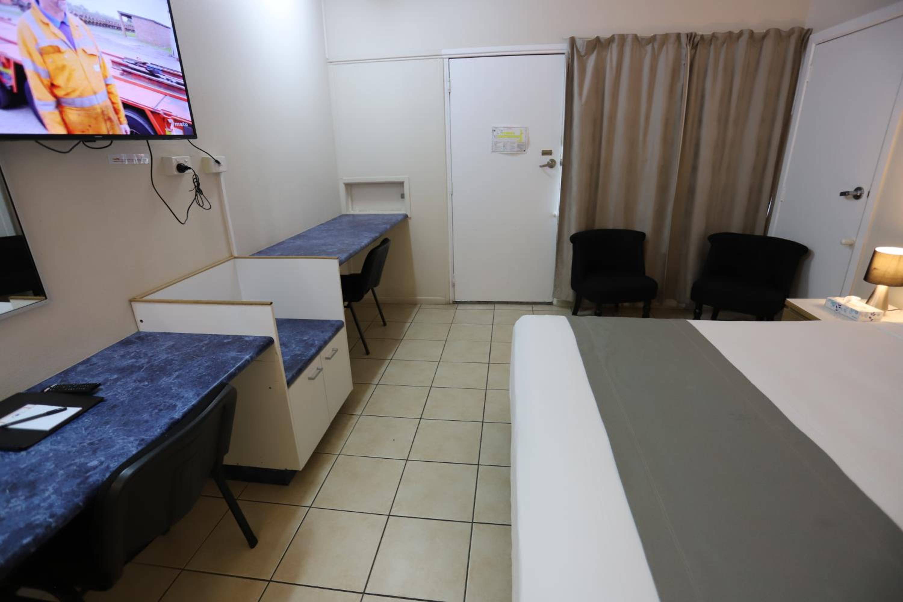 Tropic Coast Motel