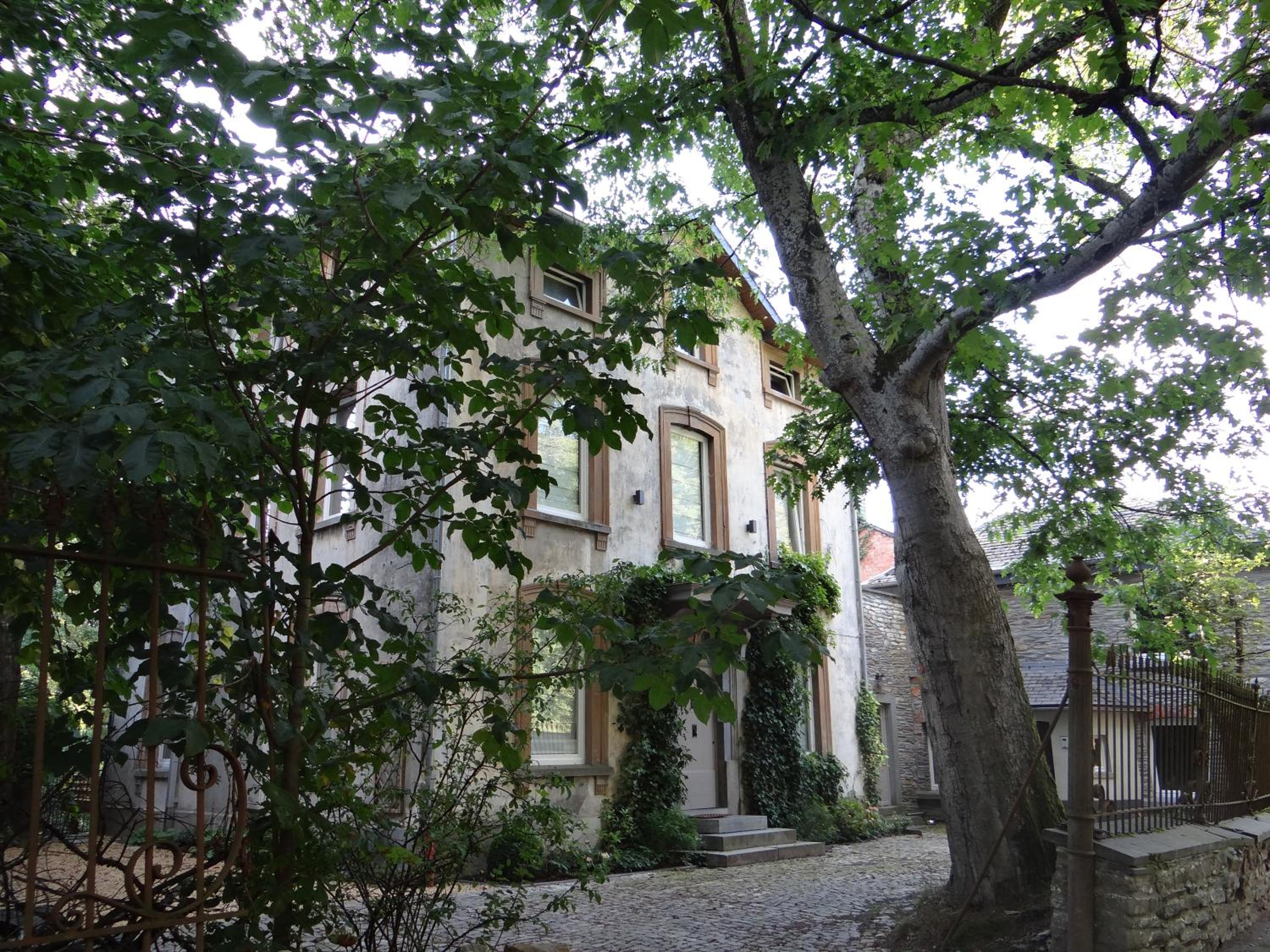 Hotel B&B Les Tilleuls - Image 1