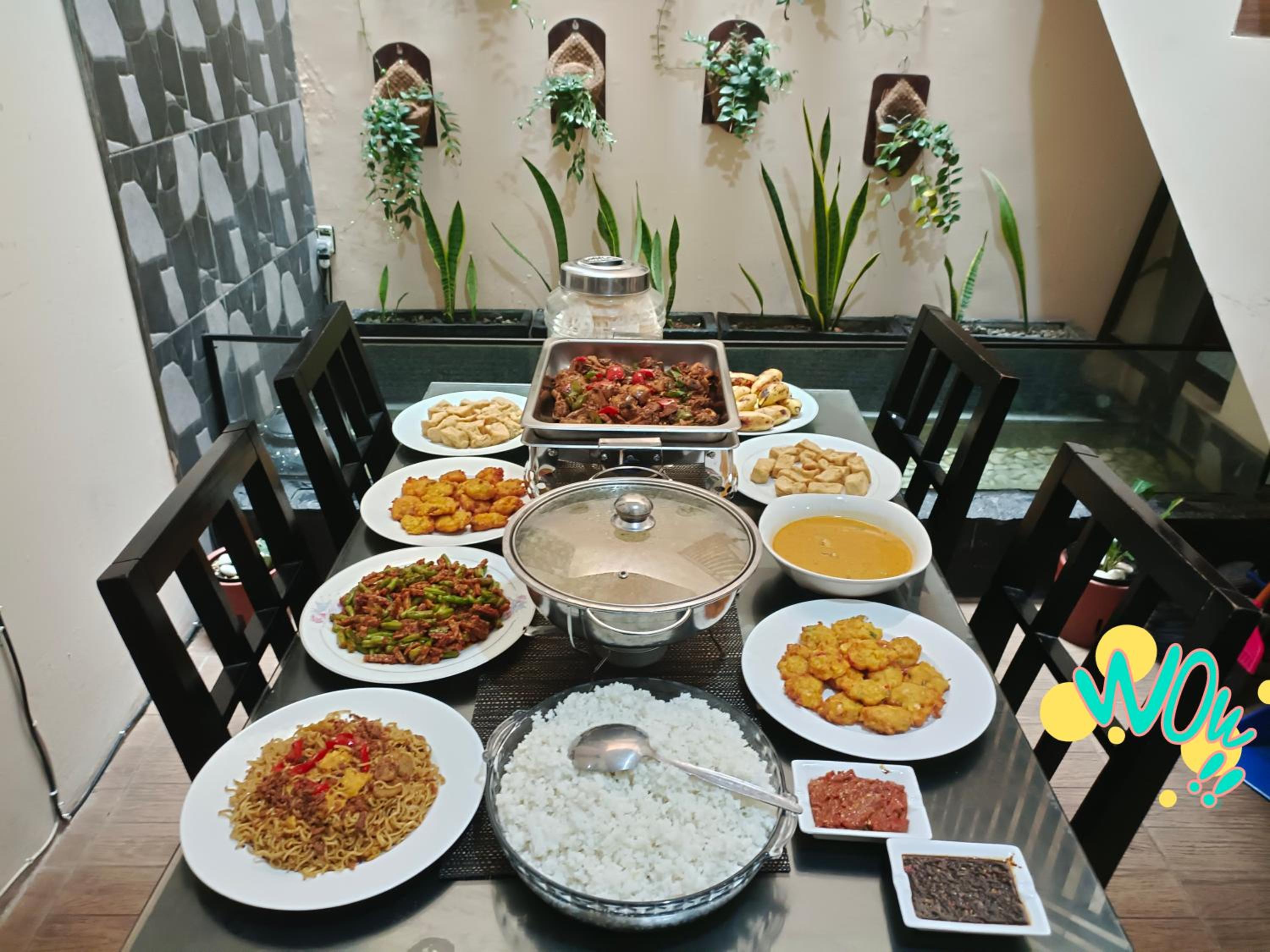 RR Family Homestay Syariah Batu - Property Image 17