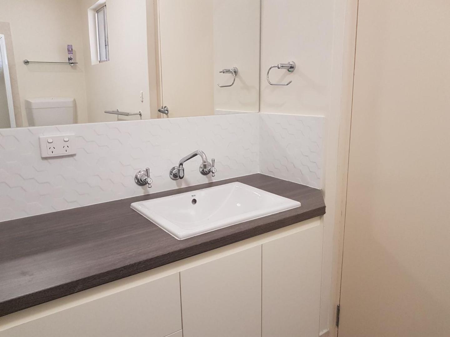 Riversands Rest Accommodation Paringa - Willow Cottage