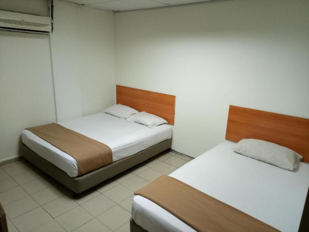 Sha La La Hostel