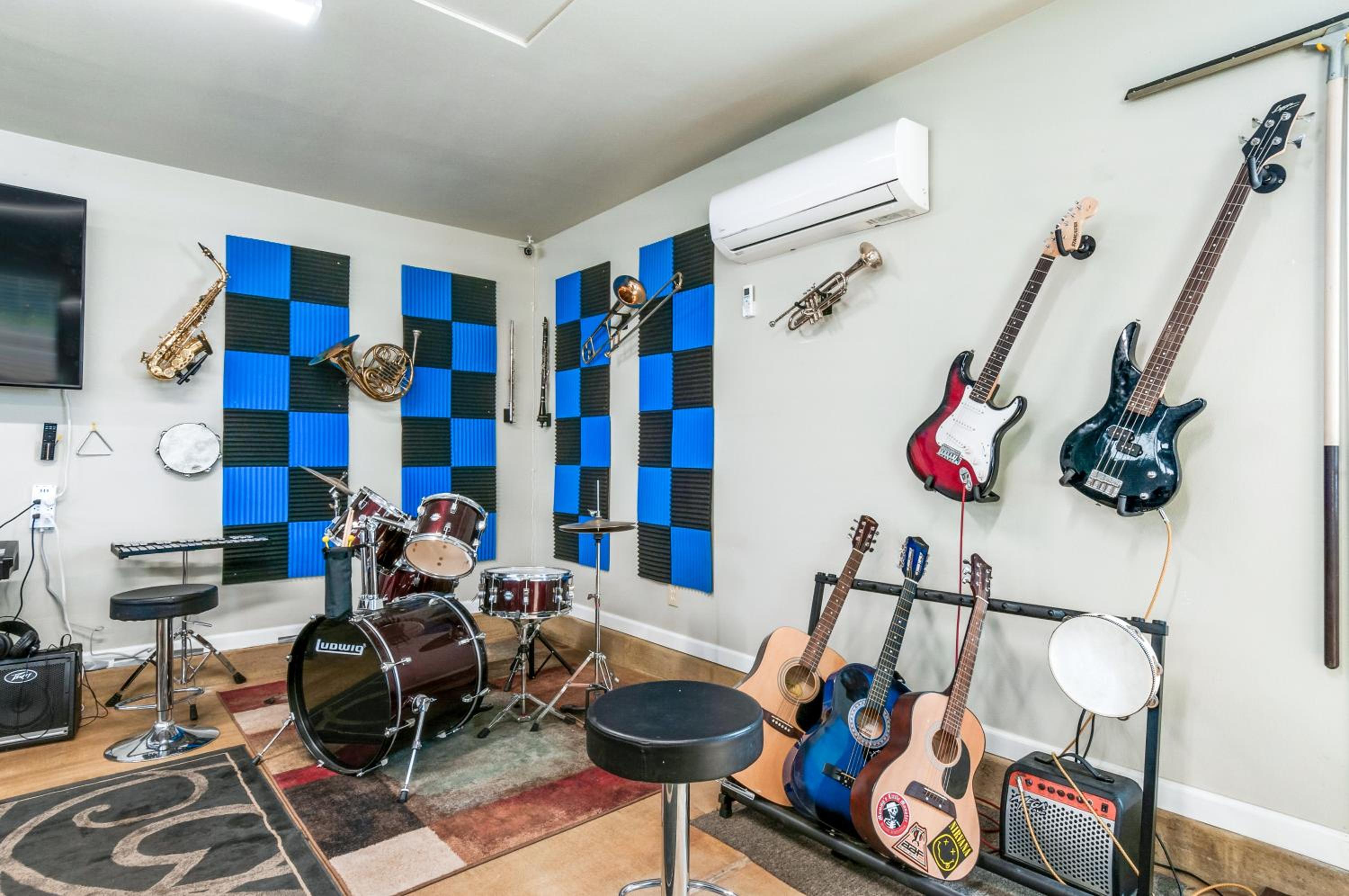 activities & amenities