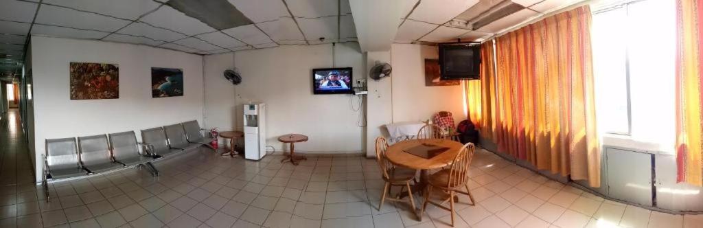 Sha La La Hostel
