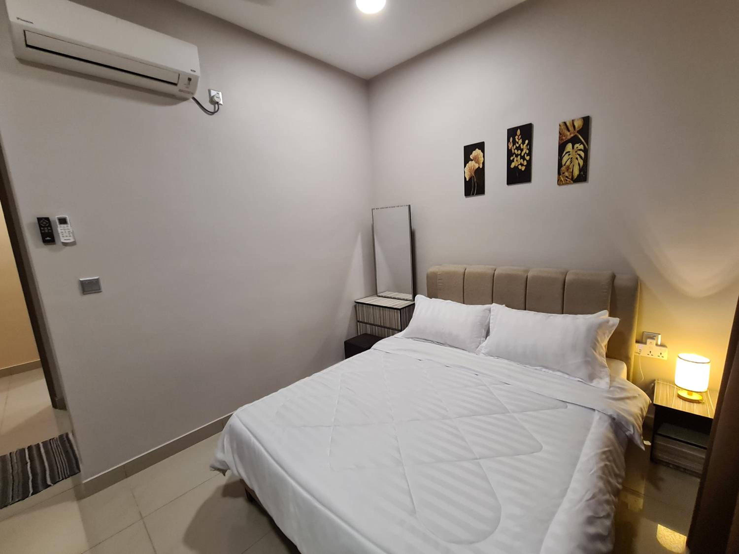 Eid SKS Habitat -Free Wifi Netflix, Larkin, Johor Bahru