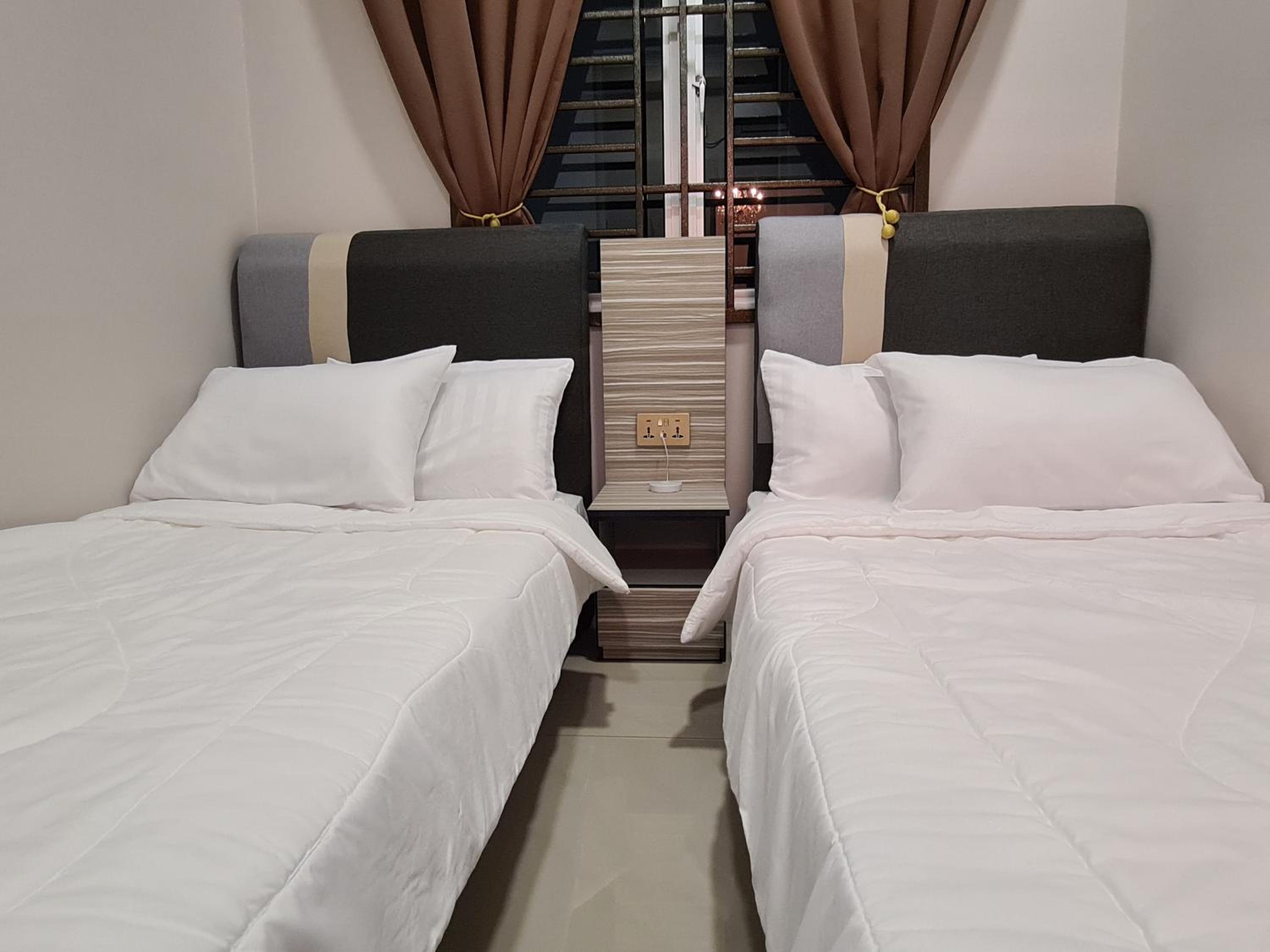 Eid SKS Habitat -Free Wifi Netflix, Larkin, Johor Bahru