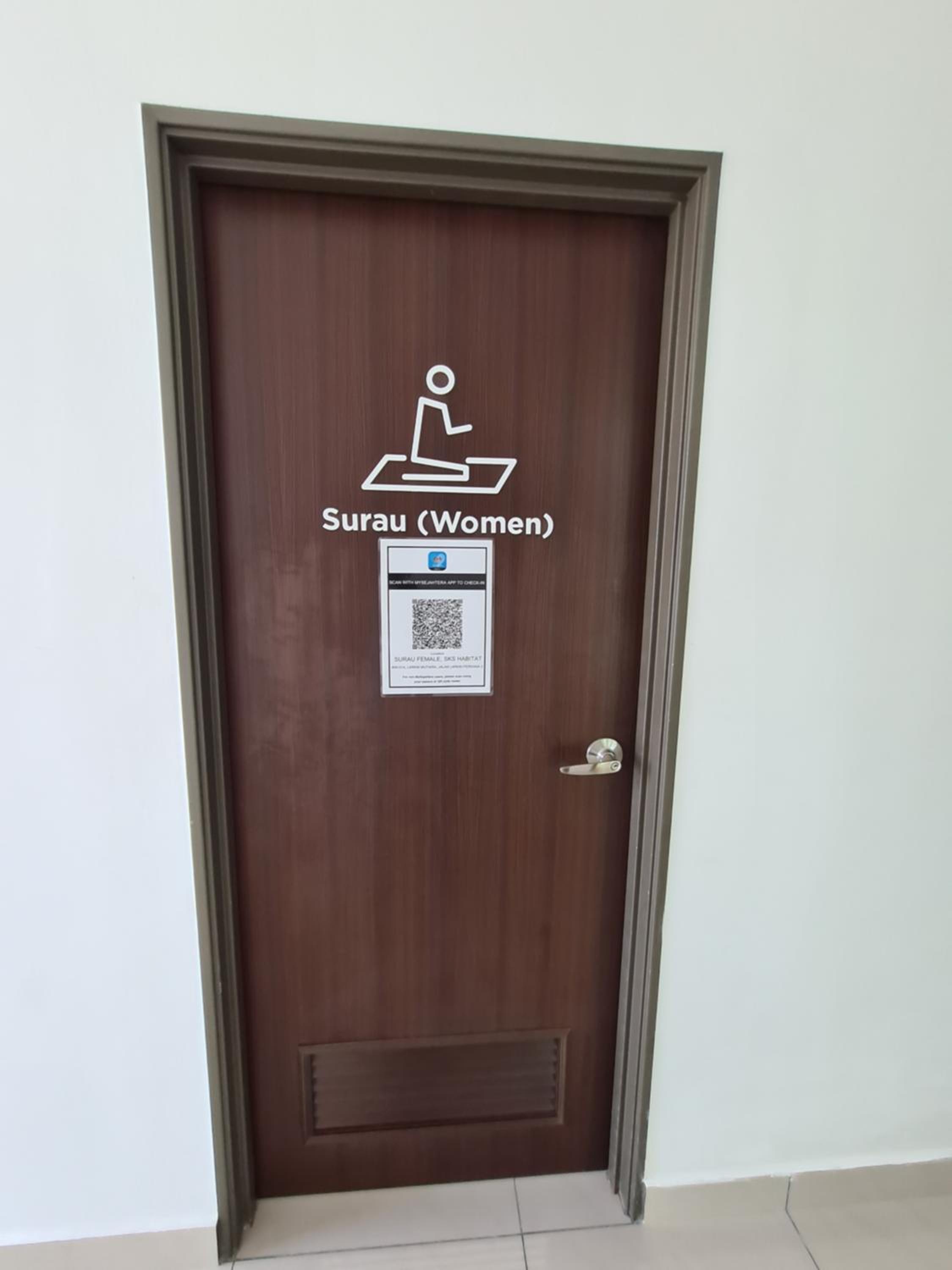 Eid SKS Habitat -Free Wifi Netflix, Larkin, Johor Bahru